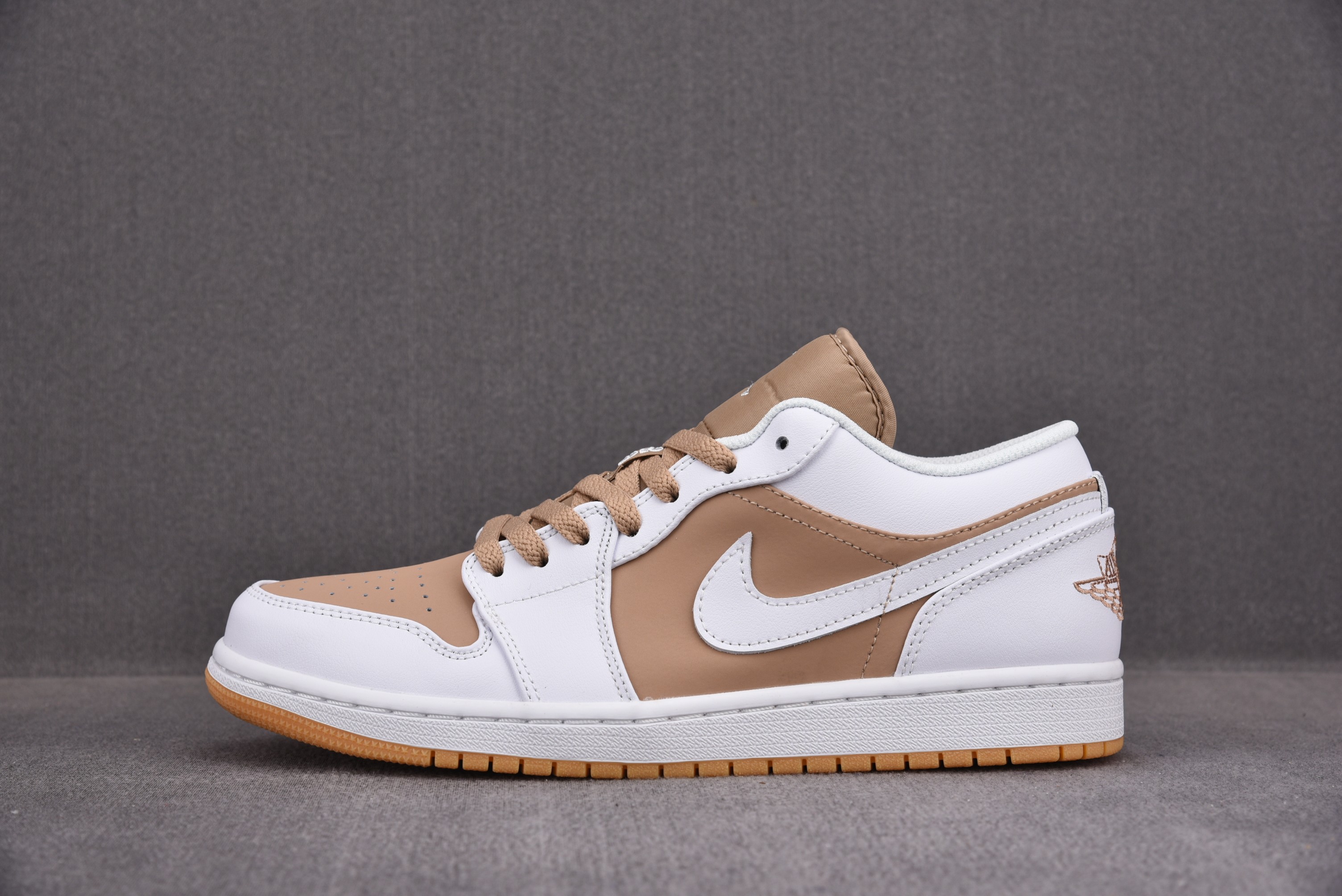 Jordan 1 Low Hemp White