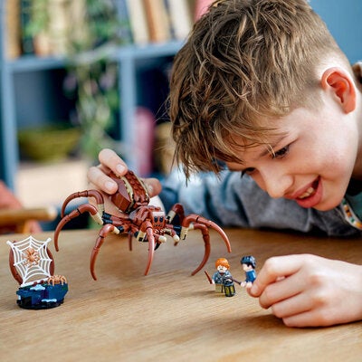 LEGO Harry Potter 76434 Argarapp i Den forbudte skogen