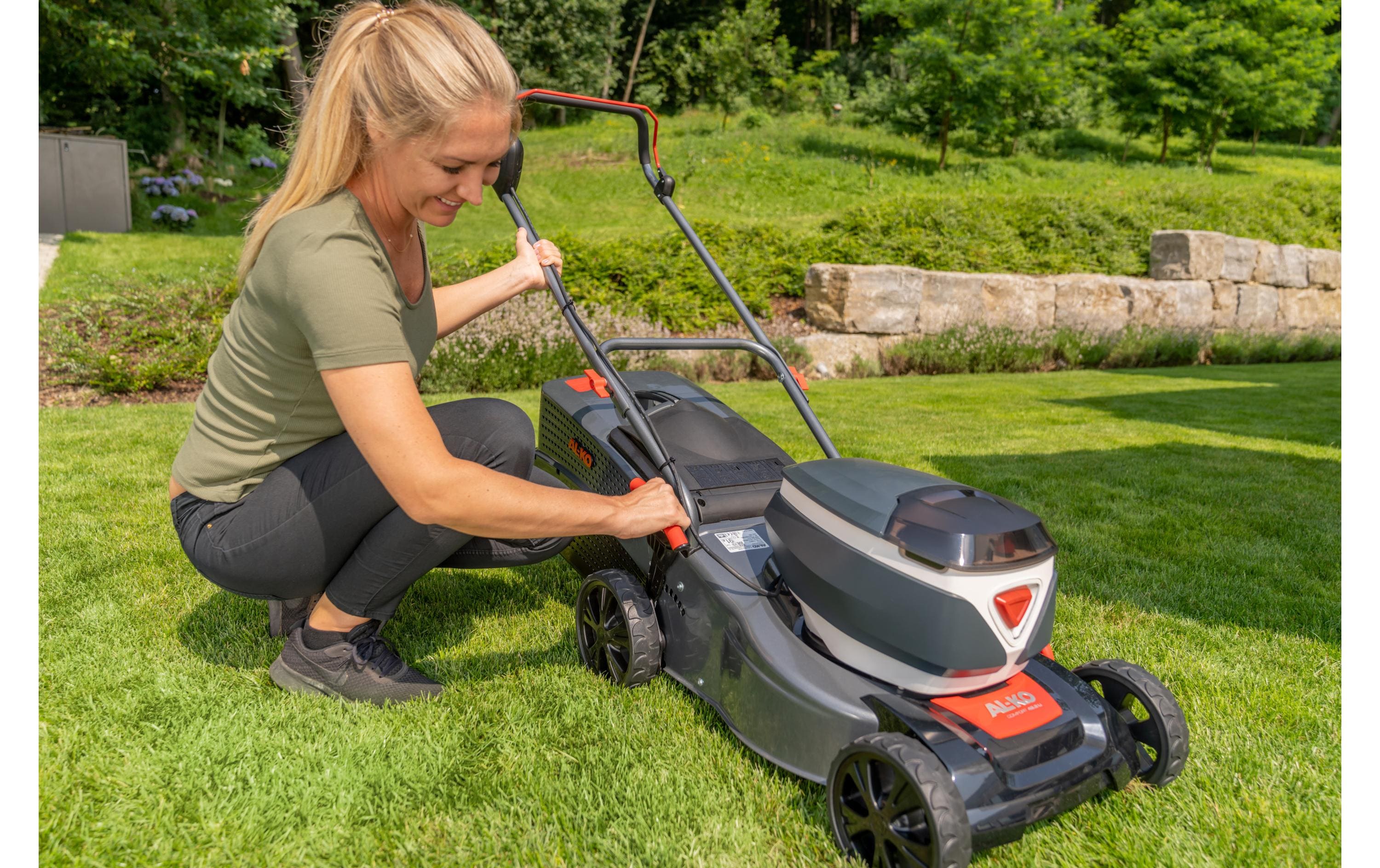 Akku-Rasenmäher Comfort 42.2 Li, 36 V<br>Rasenmäher mit Fangbox