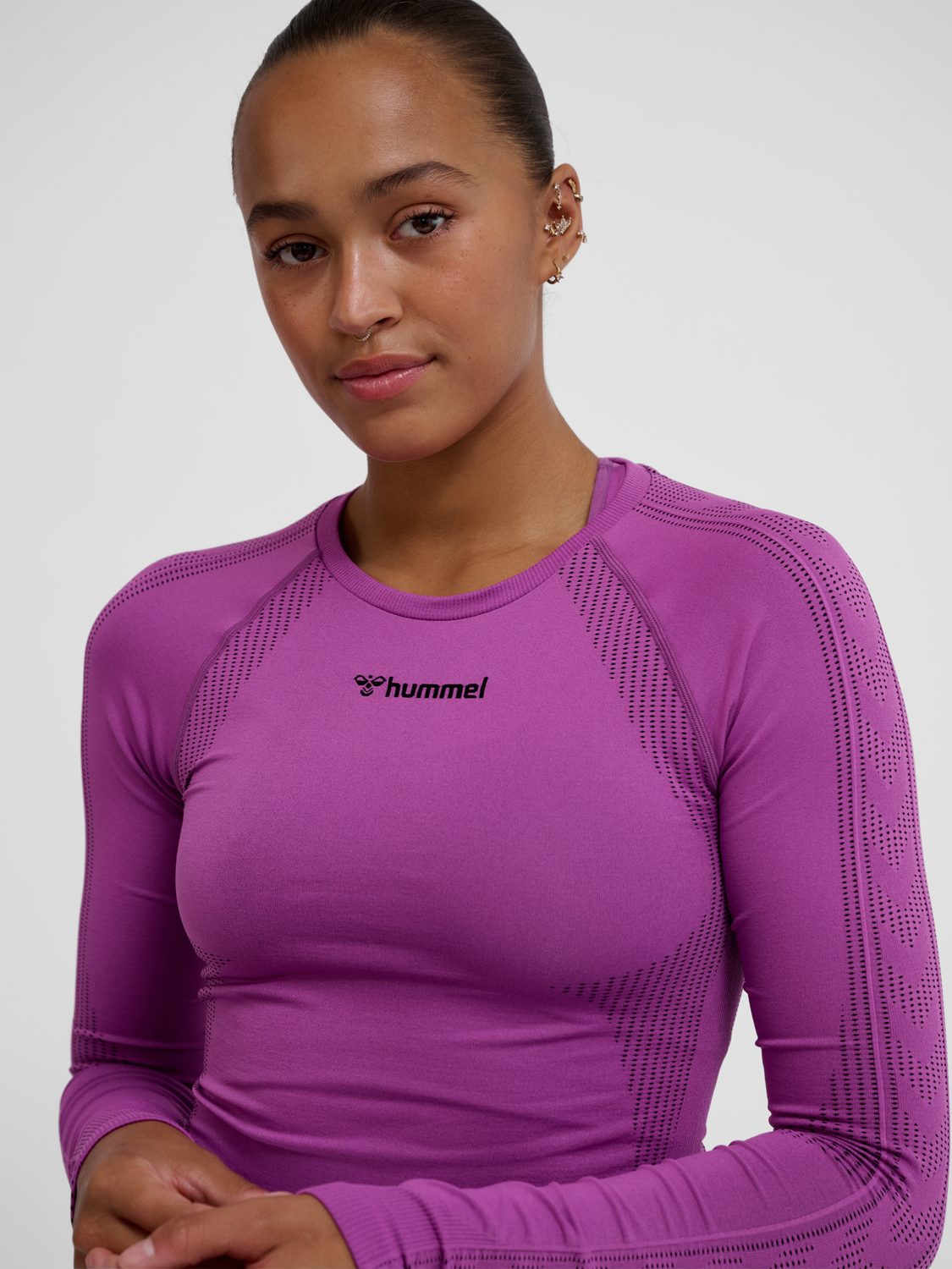 hmlMT SHAPING SEAMLESS T-SHIRT L/S
