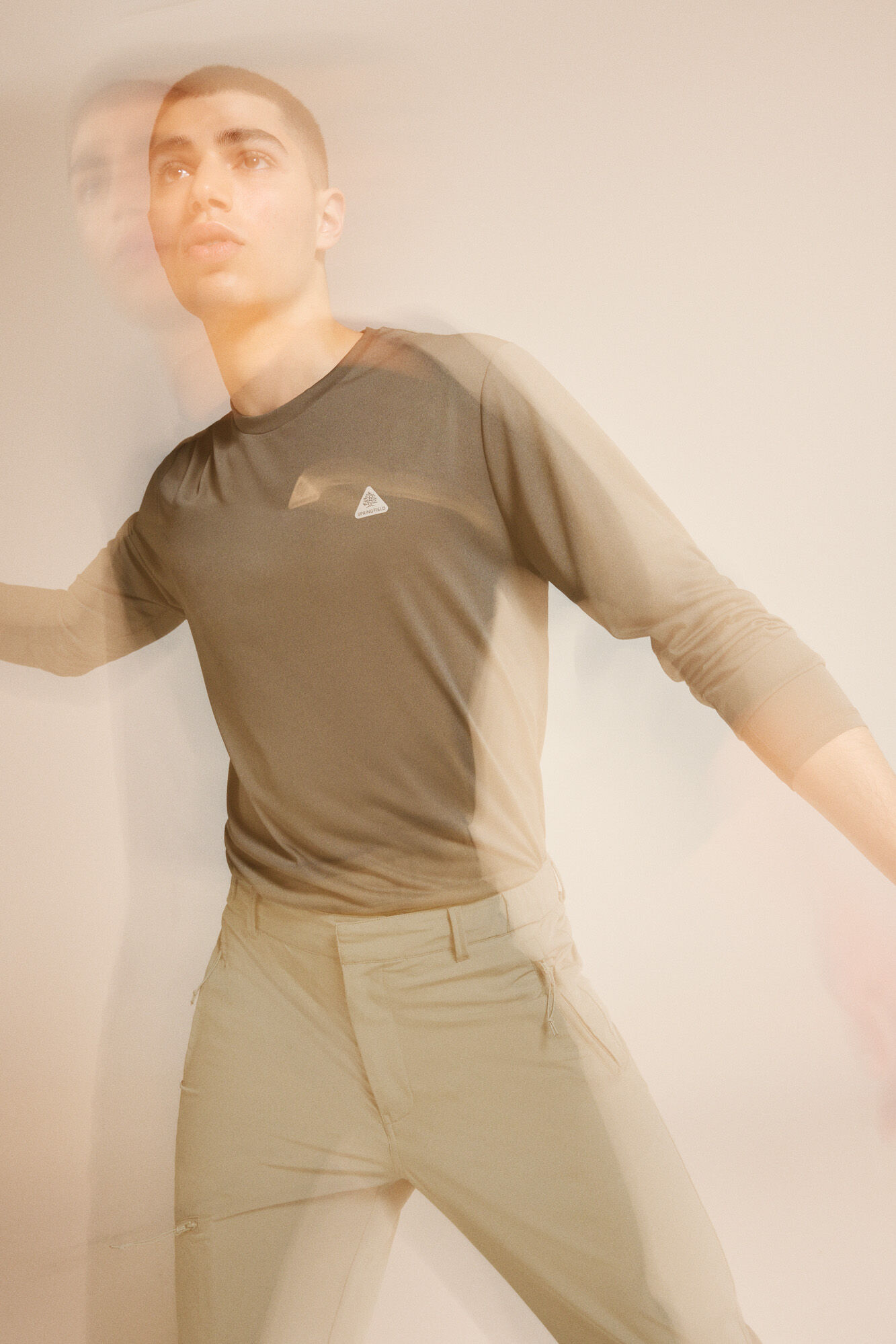 Camiseta combinada para atividades ao ar livre - cáqui escuro