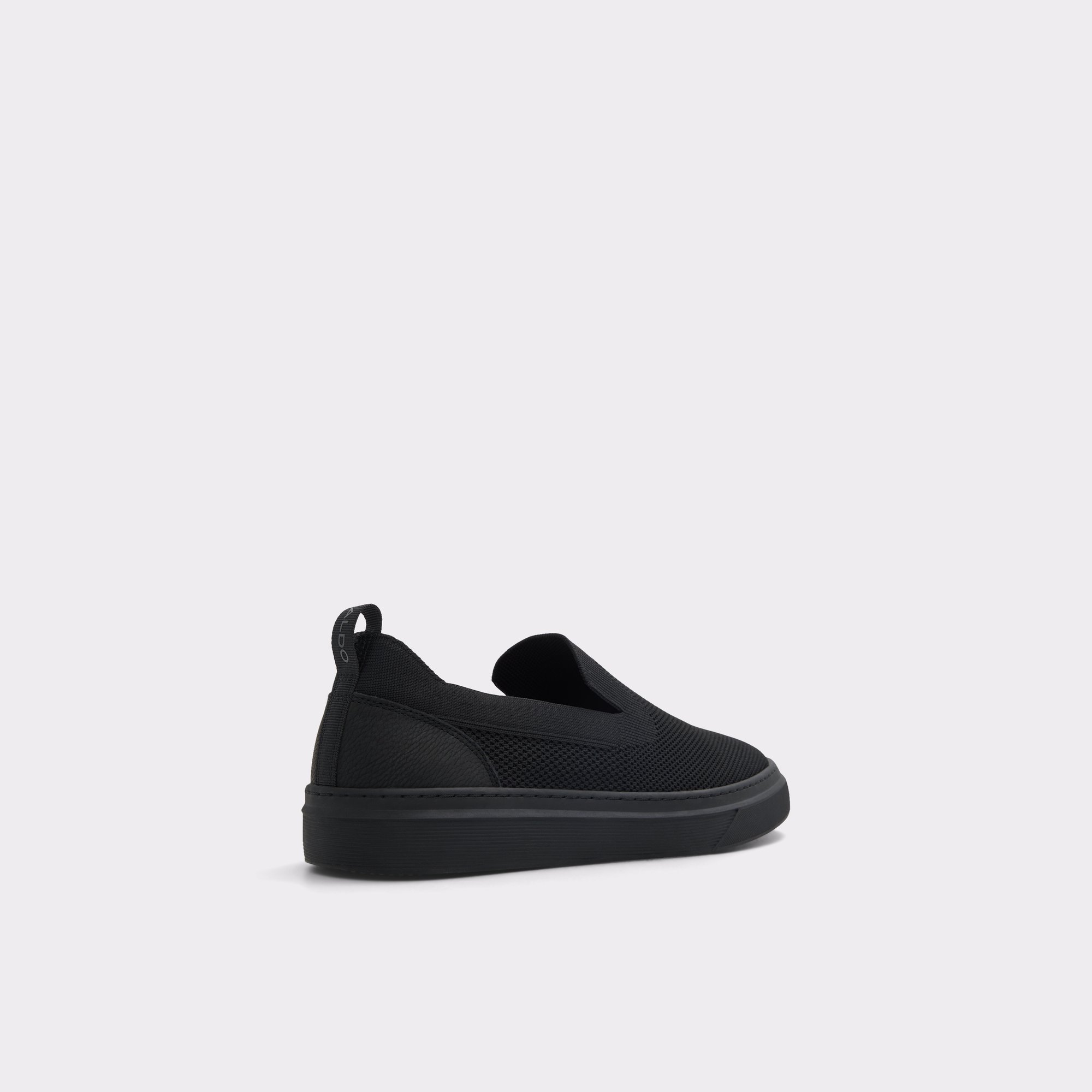 Softcourt Black Men Low top