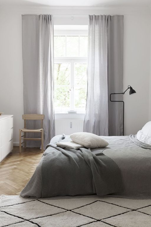 DCW éditions Lampe Gras N411 vloerlamp zwart