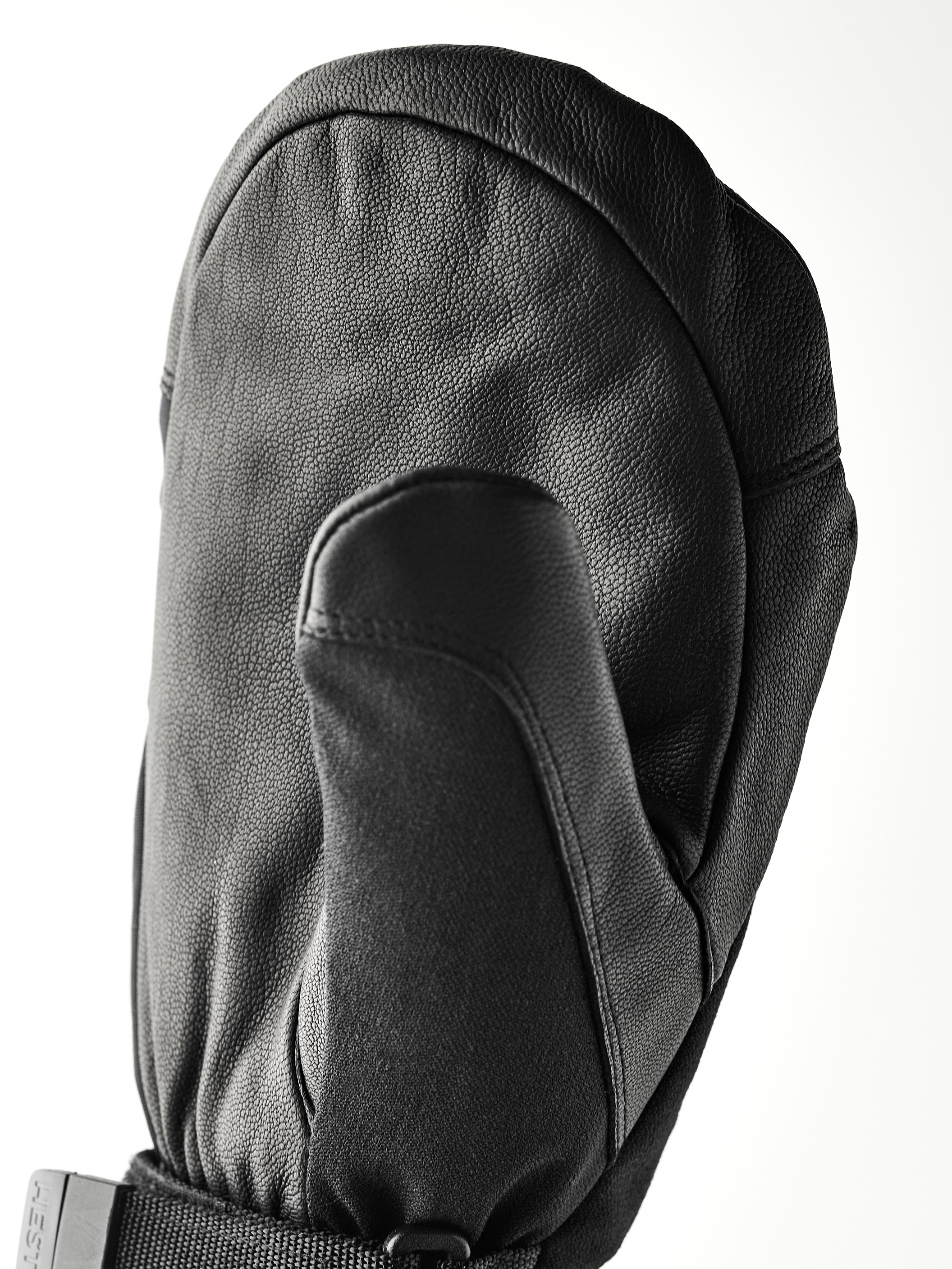CZone Mountain Mitt