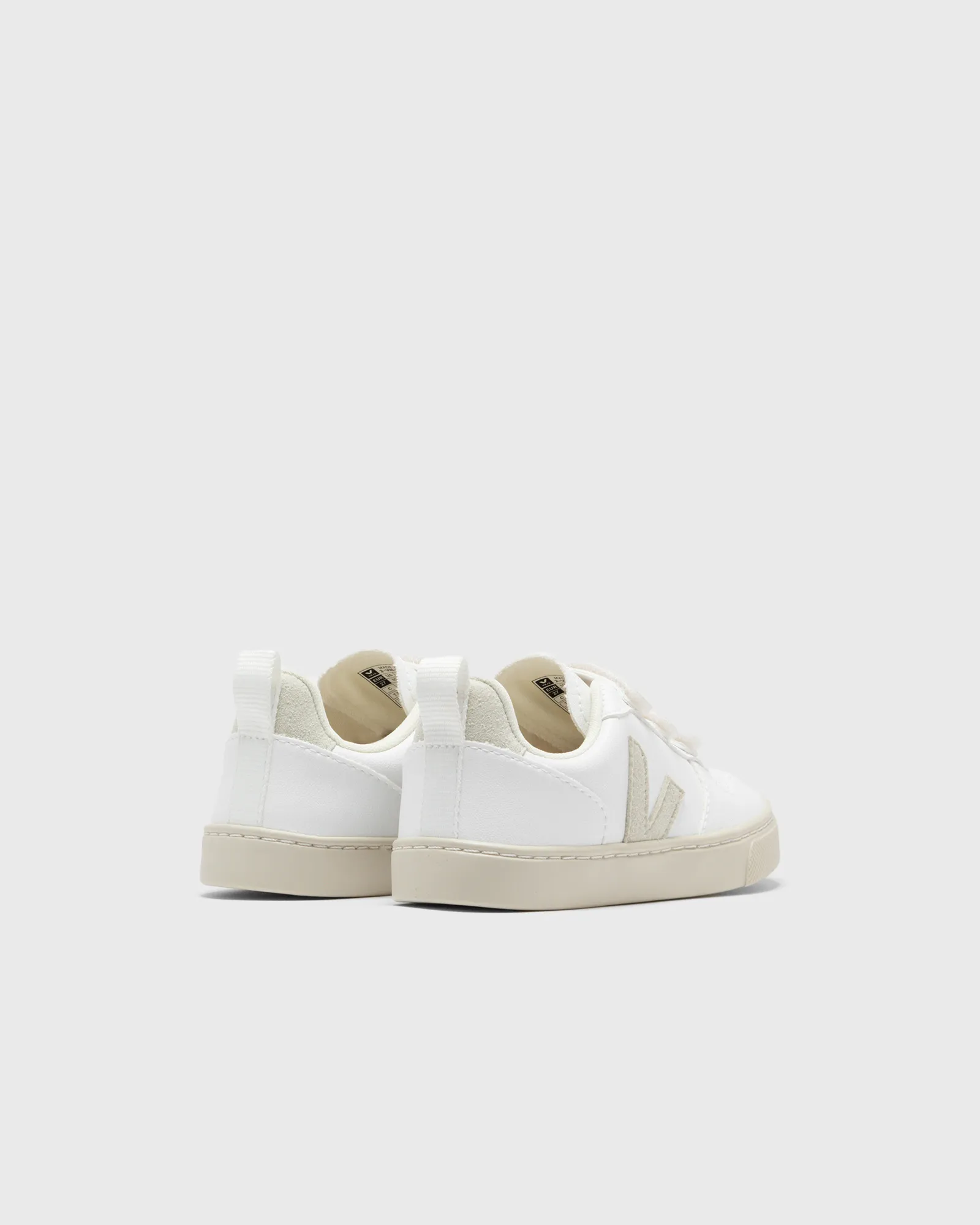 Veja SMALL V-10 CWL