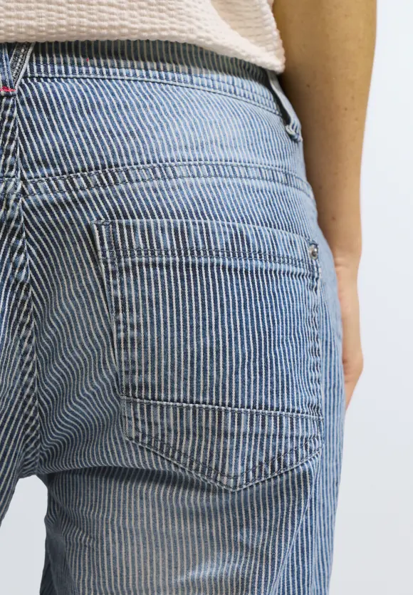 Casual Fit Jeans - mid blue wash