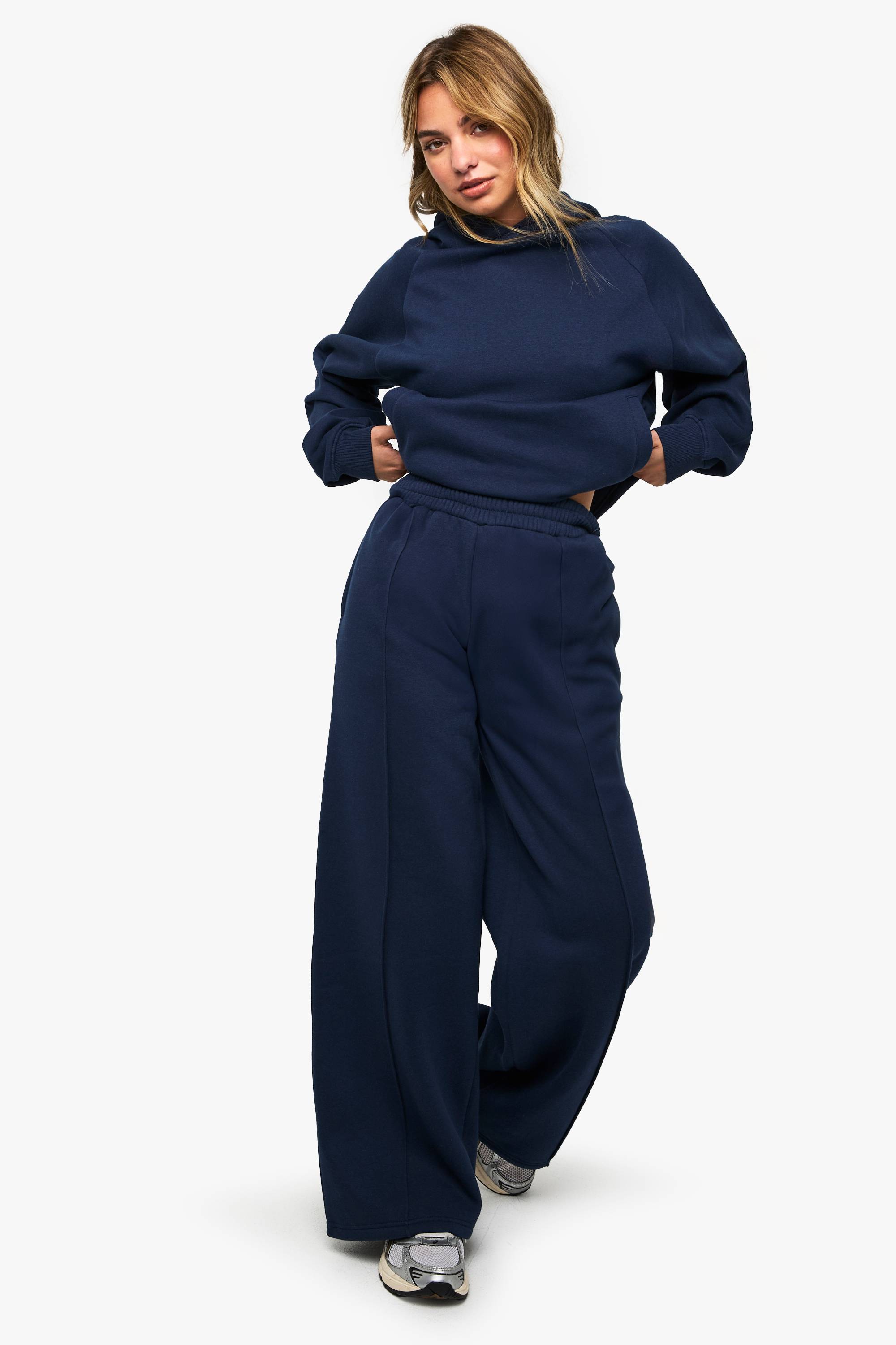 boohoo Jogger à jambes droites avec détails pintuck