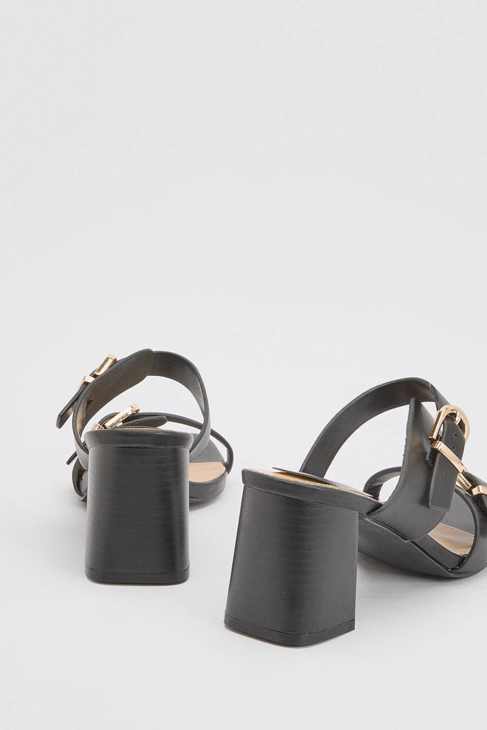 Wallis Mules Axel À Talon Bloc En Synthétiquecuir Avec Détail Boucle