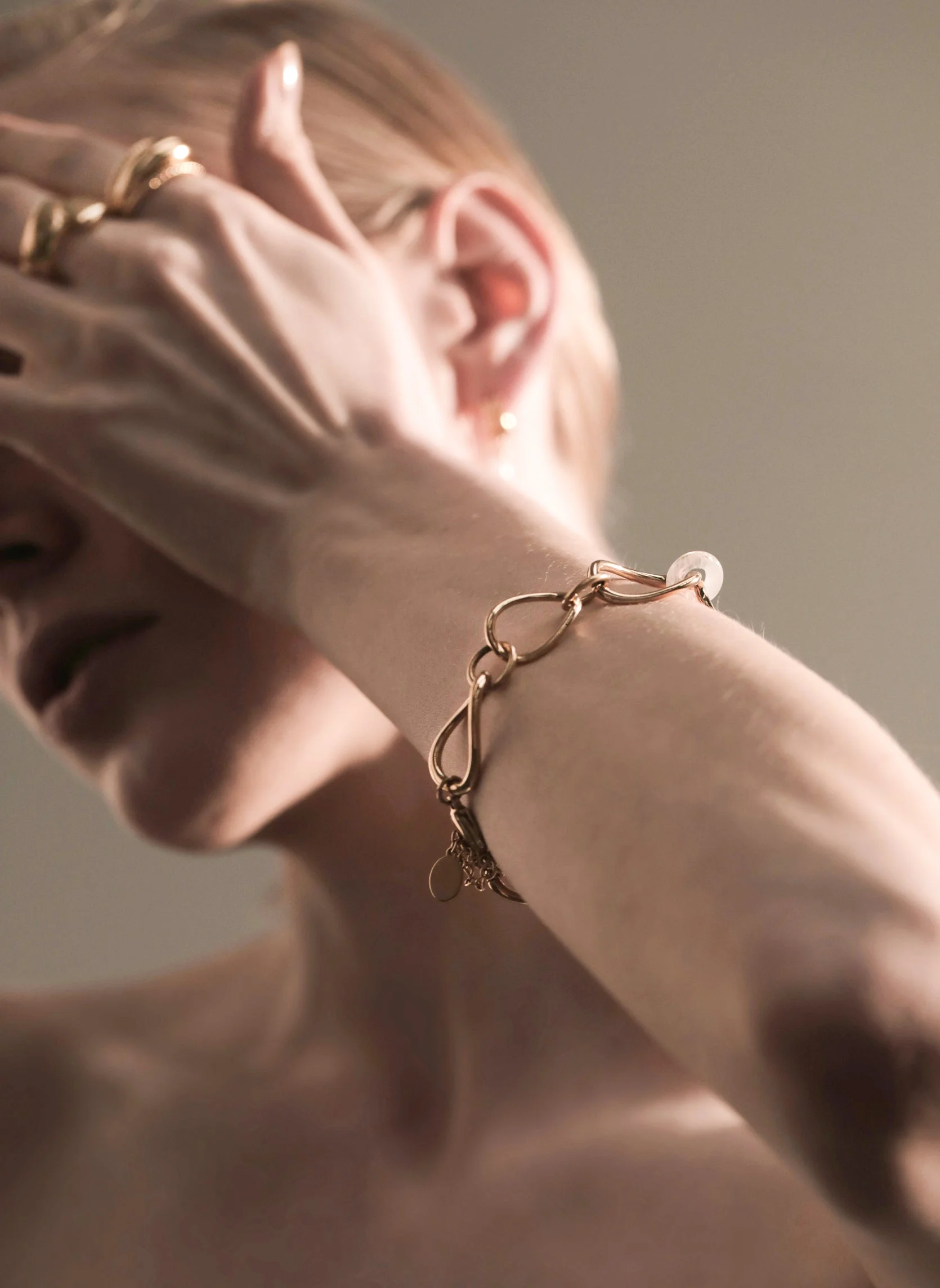 DIONYSOS - Boucles d'oreilles pendantes dionysos | Rose