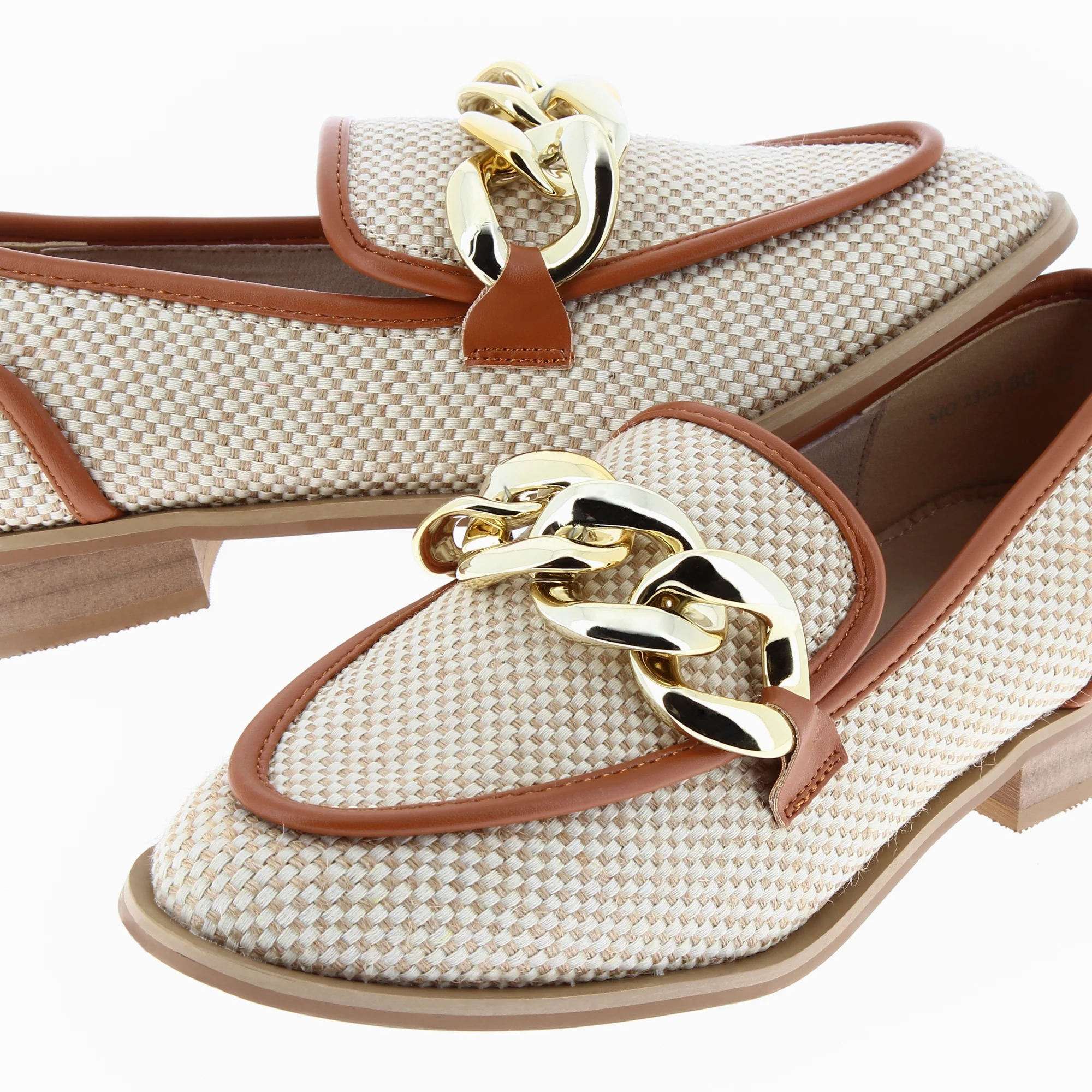 Mocassins, Derbies, Ballerines-Mocassins Barbara beiges à chaîne or