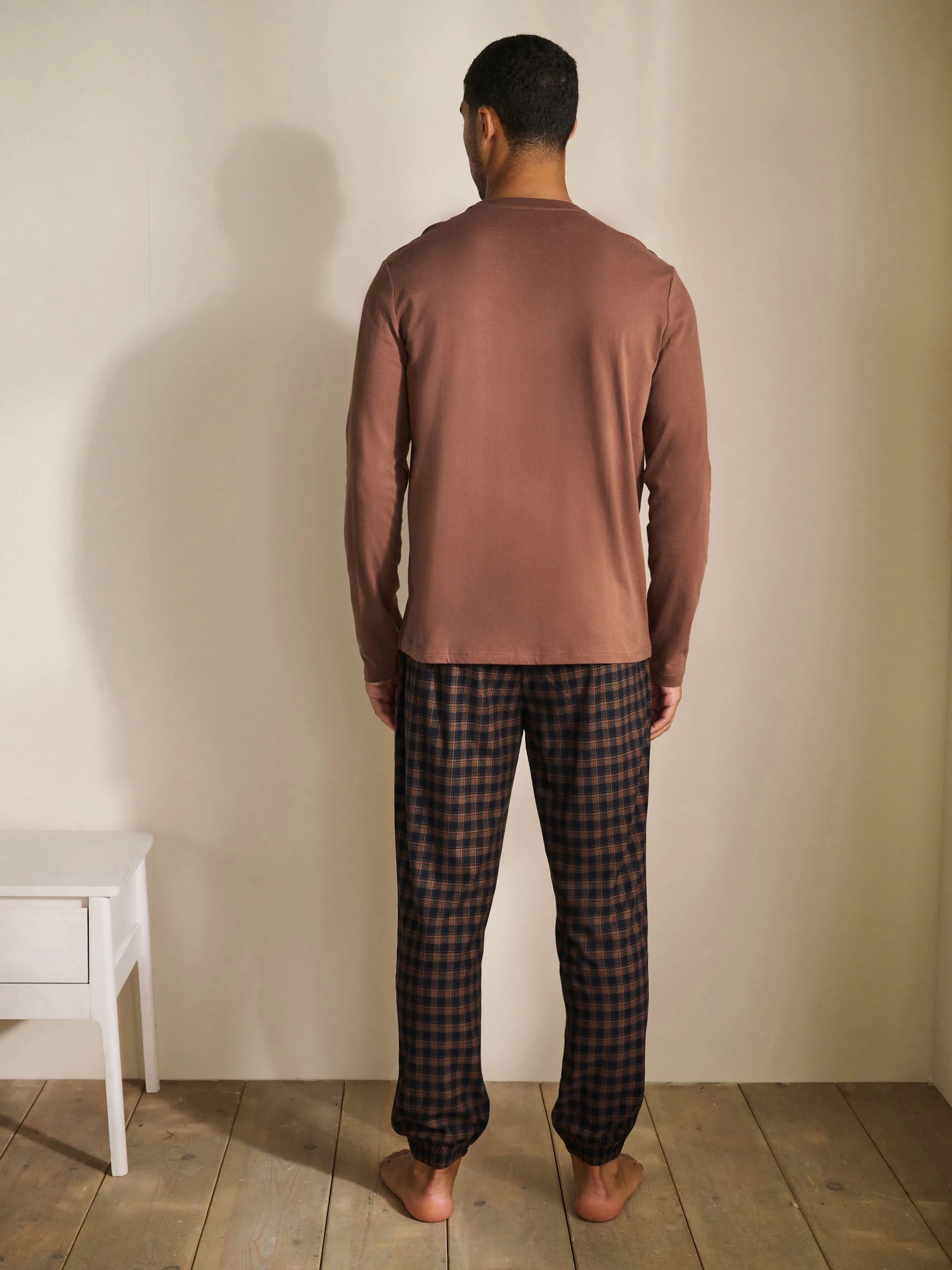 Roestbruin/marineblauw - Ruit Motionflex behaaglijke pyjama met lange mouwen en boorden