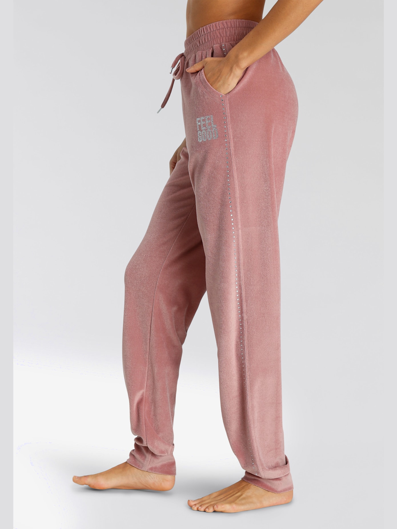 Pantalon en velours ras à la coupe étroite