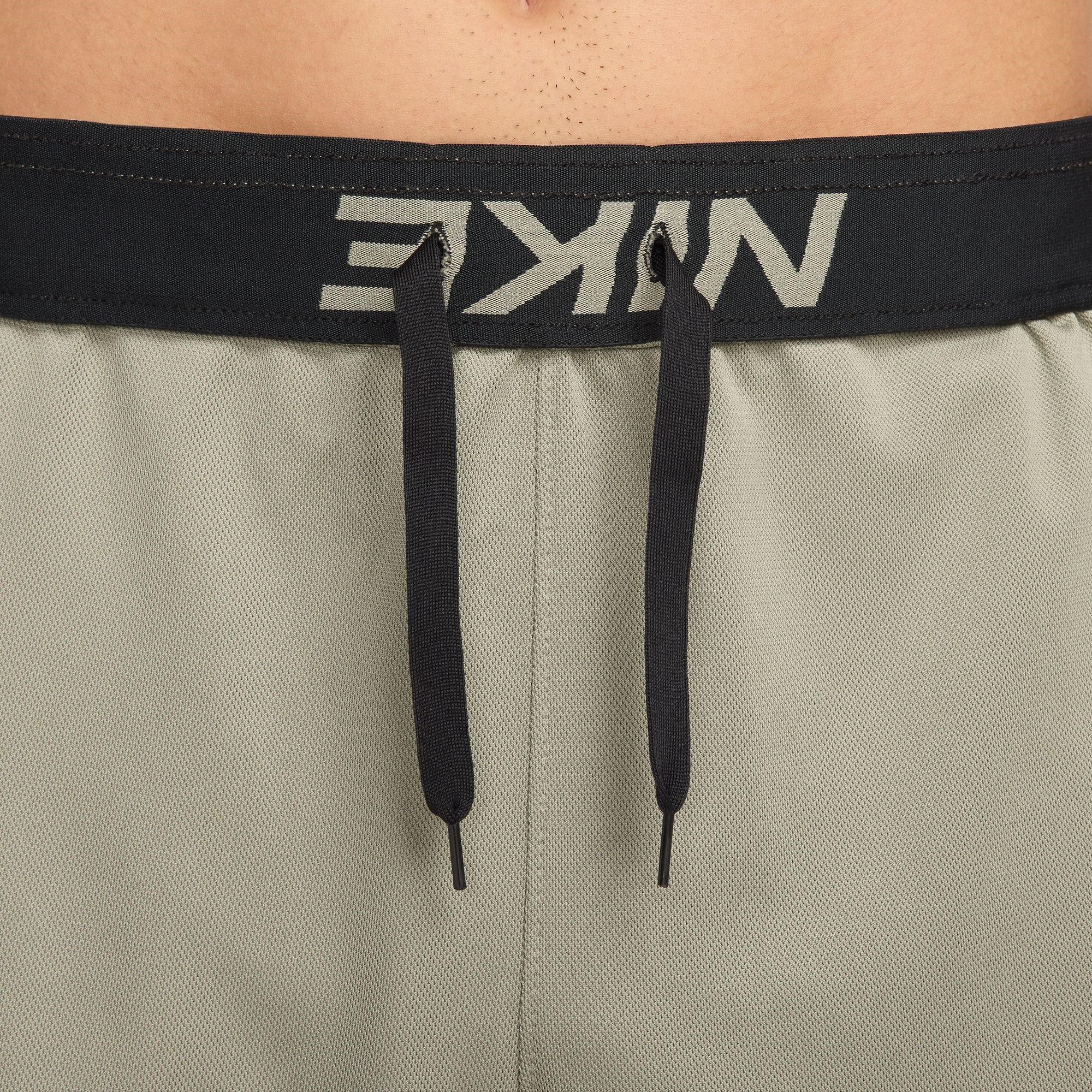 Nike Dri FIT Totality Mens 7 Unlined Knit Fitness Shorts