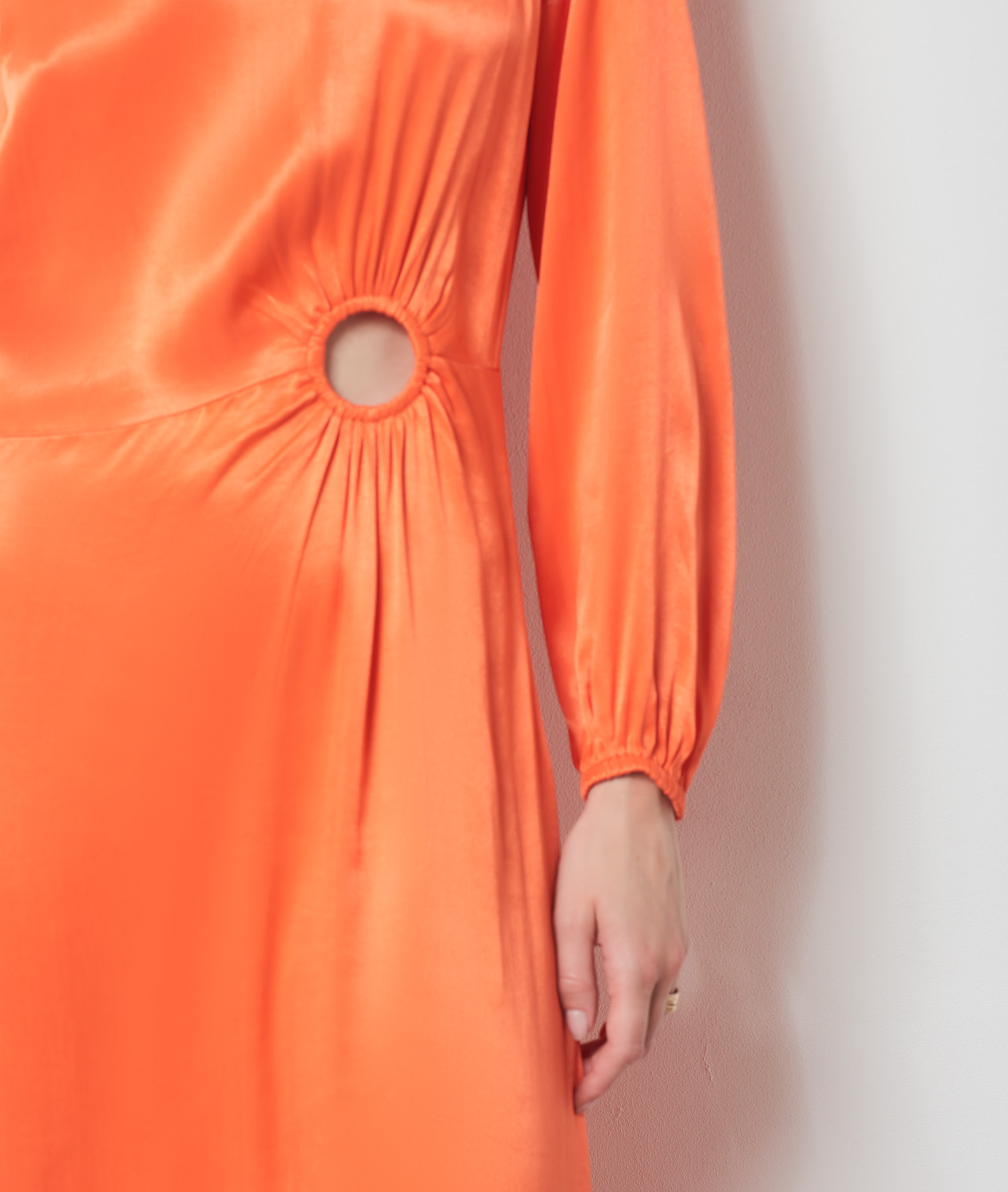 Robe longue satiné