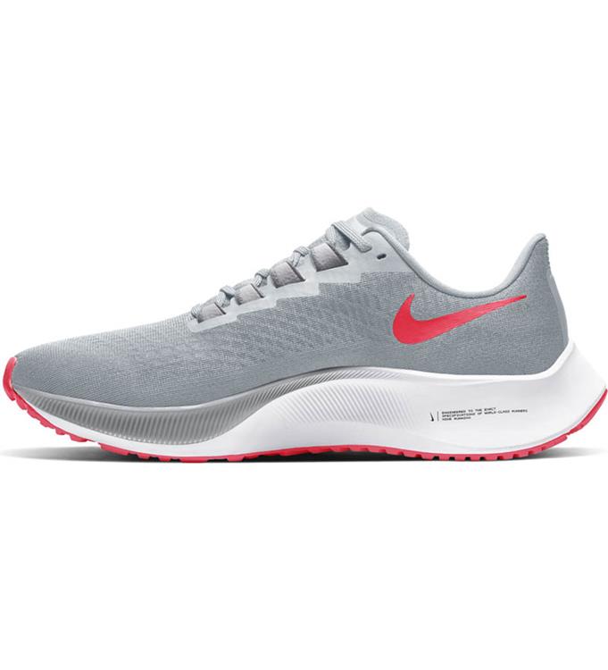 Nike Air Zoom Pegasus 37 Hardloopschoenen M