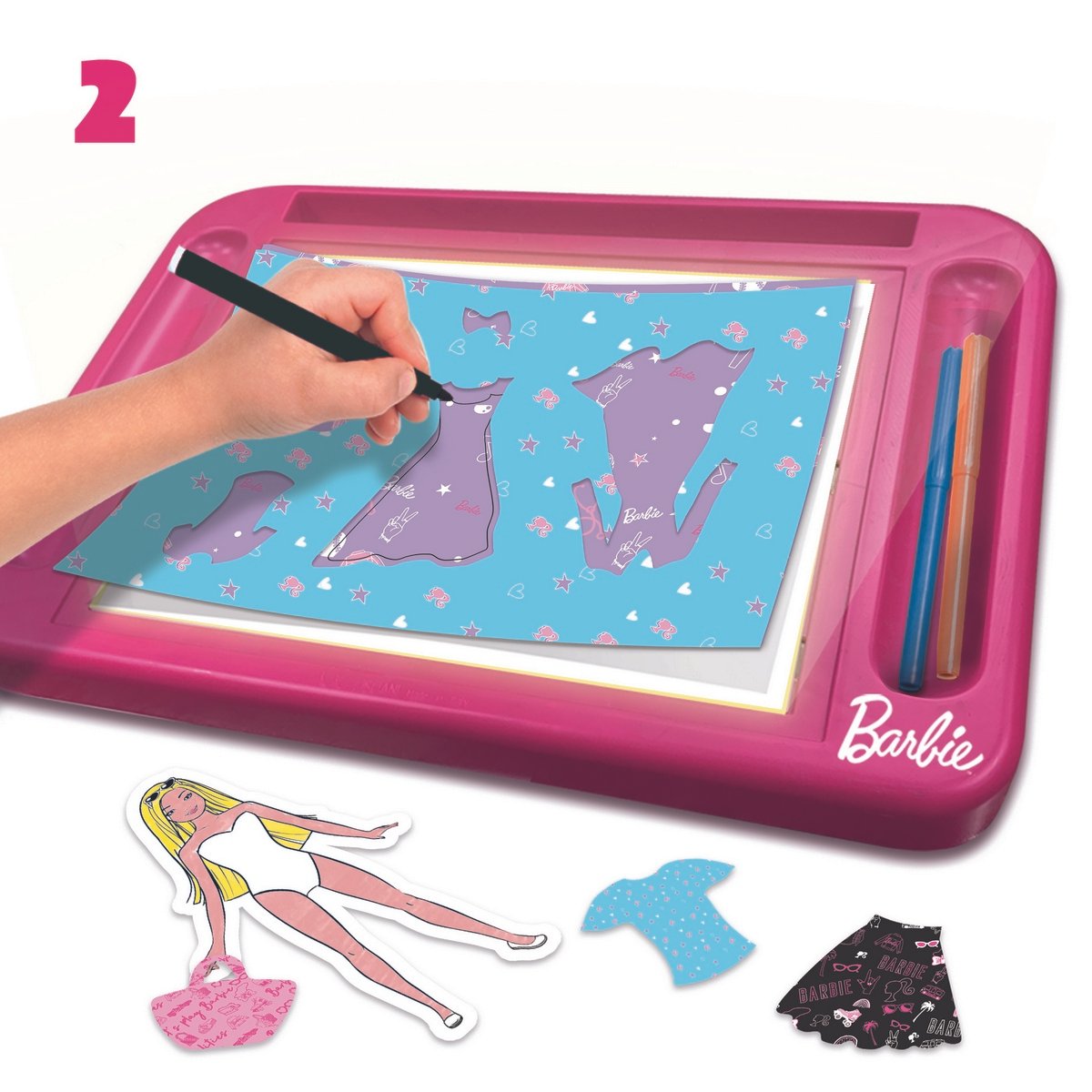 Barbie - atelier de mode avec poupée