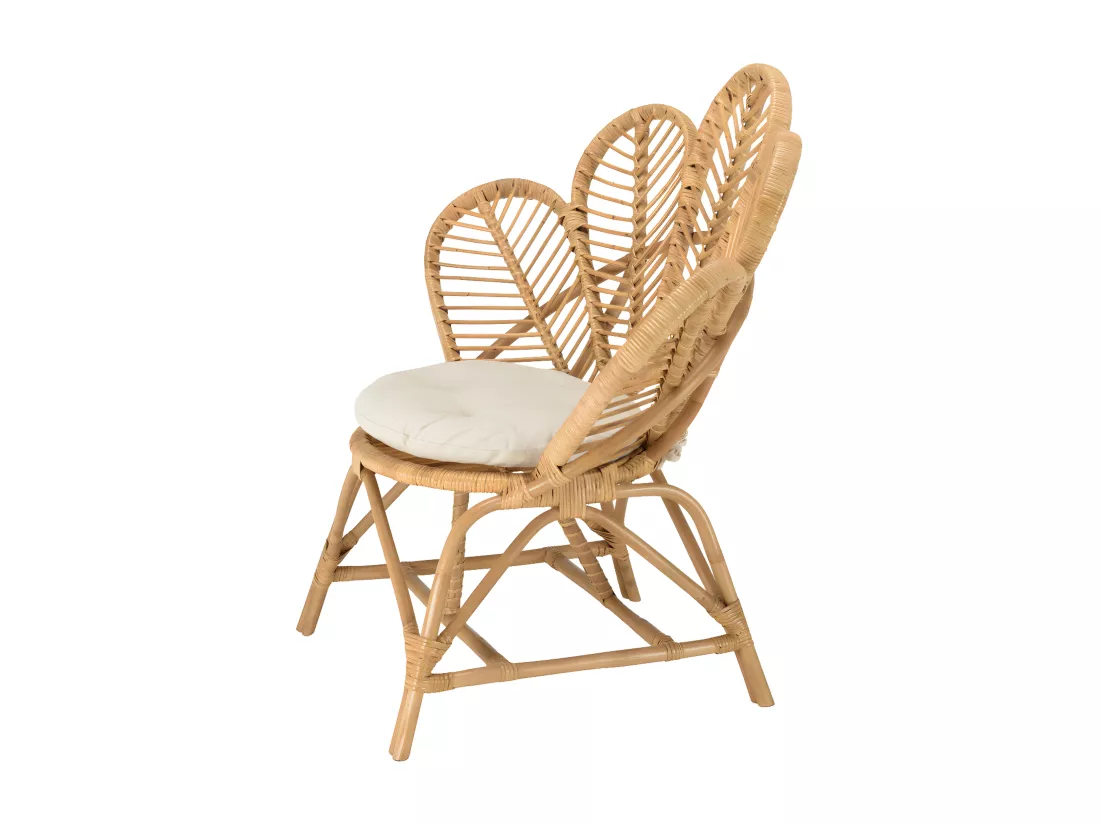KALLY - Fauteuil 'fleur' rotin couleur brun miel coussin d'assise blanc KALLY