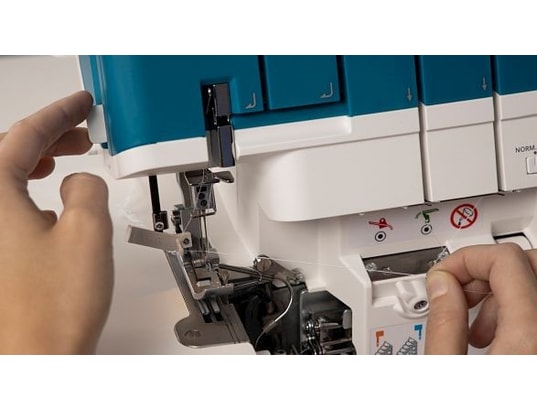 PFAFF - Surjeteuse admire air 5000