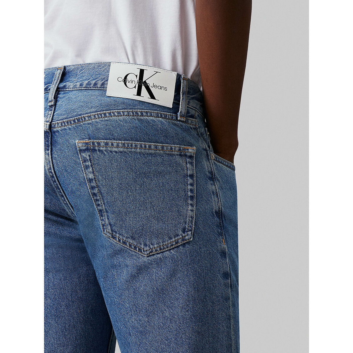 CALÇA JEANS CALVIN KLEIN<br>Calça jeans reta
