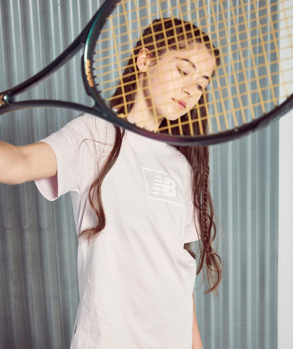 NEW BALANCETEE-SHIRT MANCHES COURTES ROSE PÂLE ESSENTIALS ENFANTS
