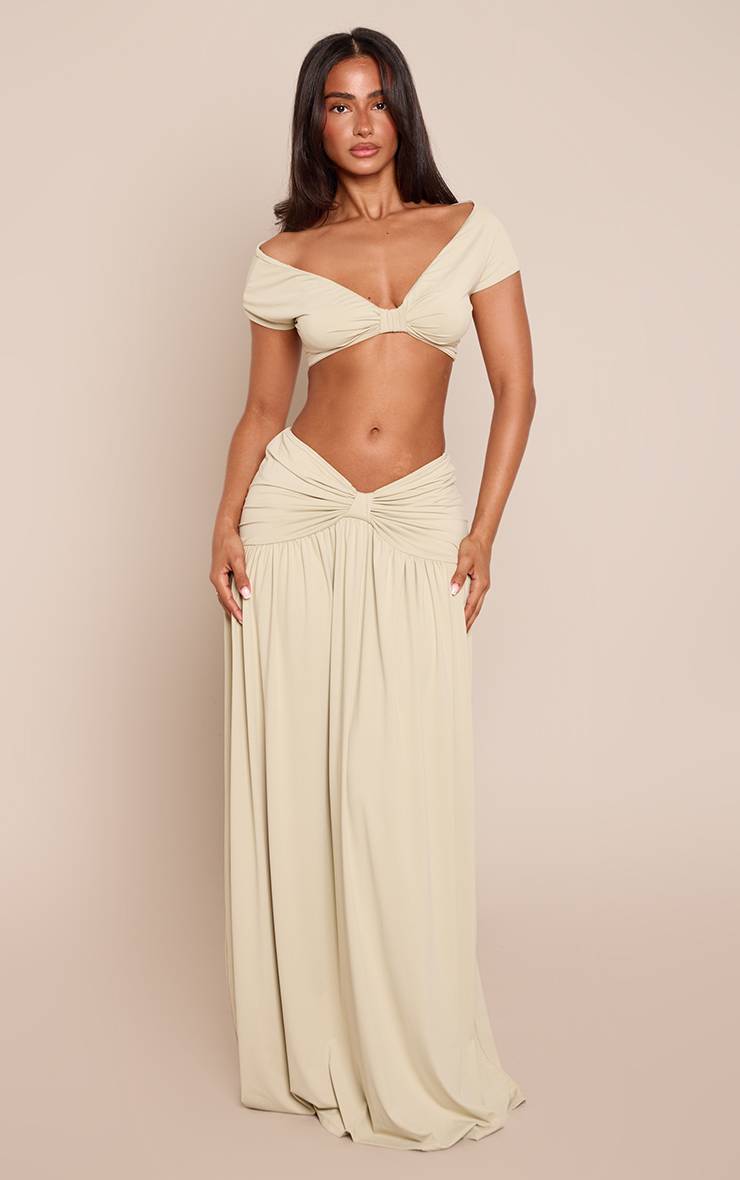 Vert Sauge Jupe Maxi Fluide Petite Avec Détail De Taille Froncée Coordonnée