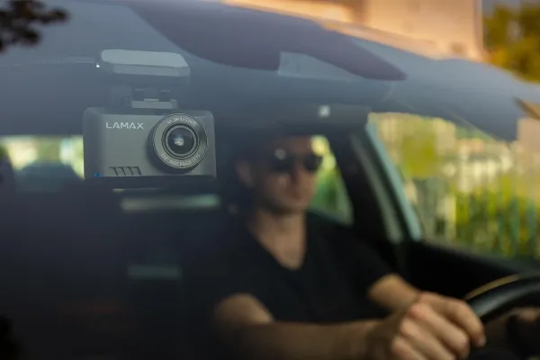 [OUTLET] - Lamax T10 Sort