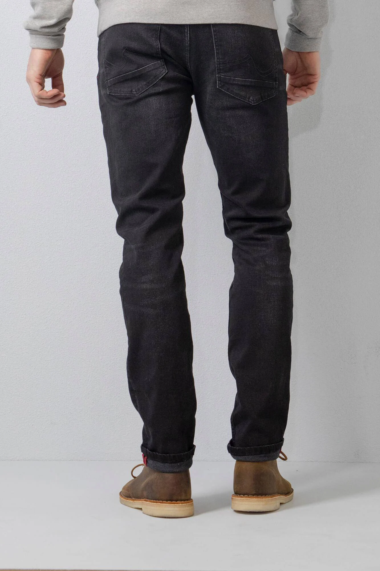 Petrol Industries regular tapered fit jeans RUSSEL met riem black stone