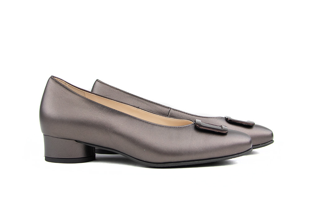 Hassia Pump Darkbrown Pearl Roma
