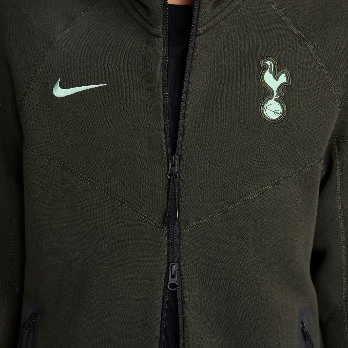 Nike Tottenham Hotspur Tech Fleece Trainingspak 2024-2025 Donkergrijs Groen Lichtblauw