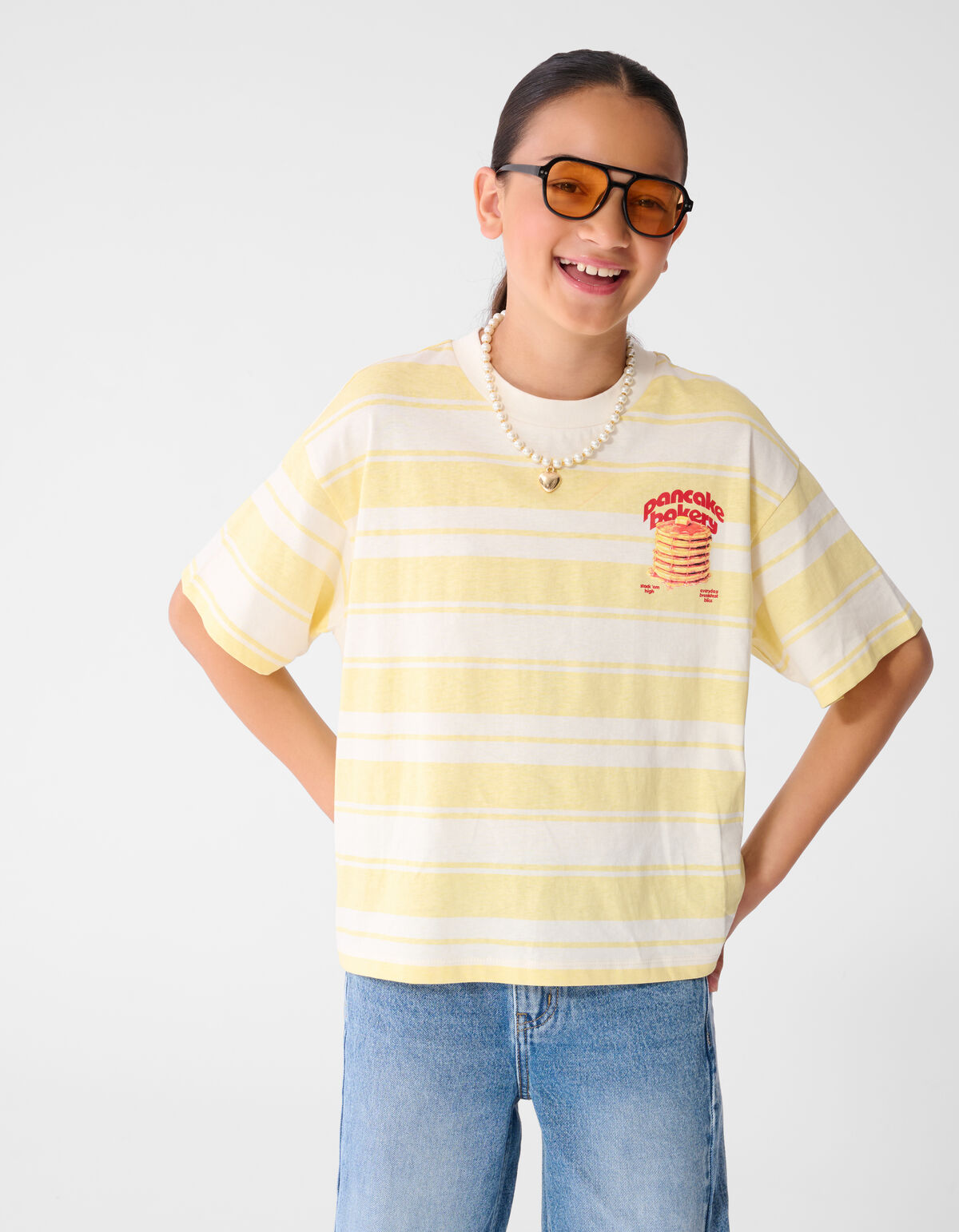Pancake Bakery Artwork T-shirt Lichtgeel
