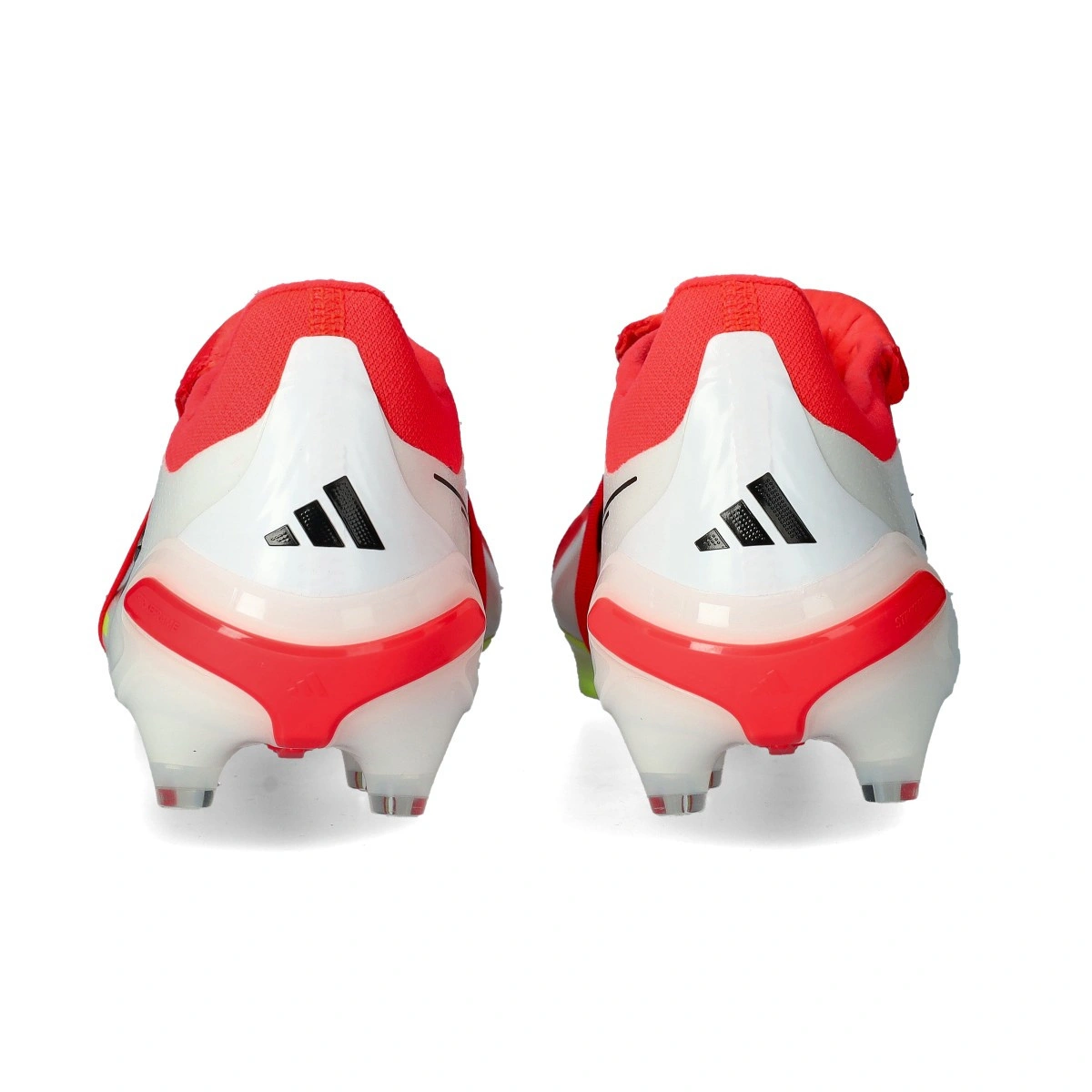 Chuteira adidas Predator Pro FT AG