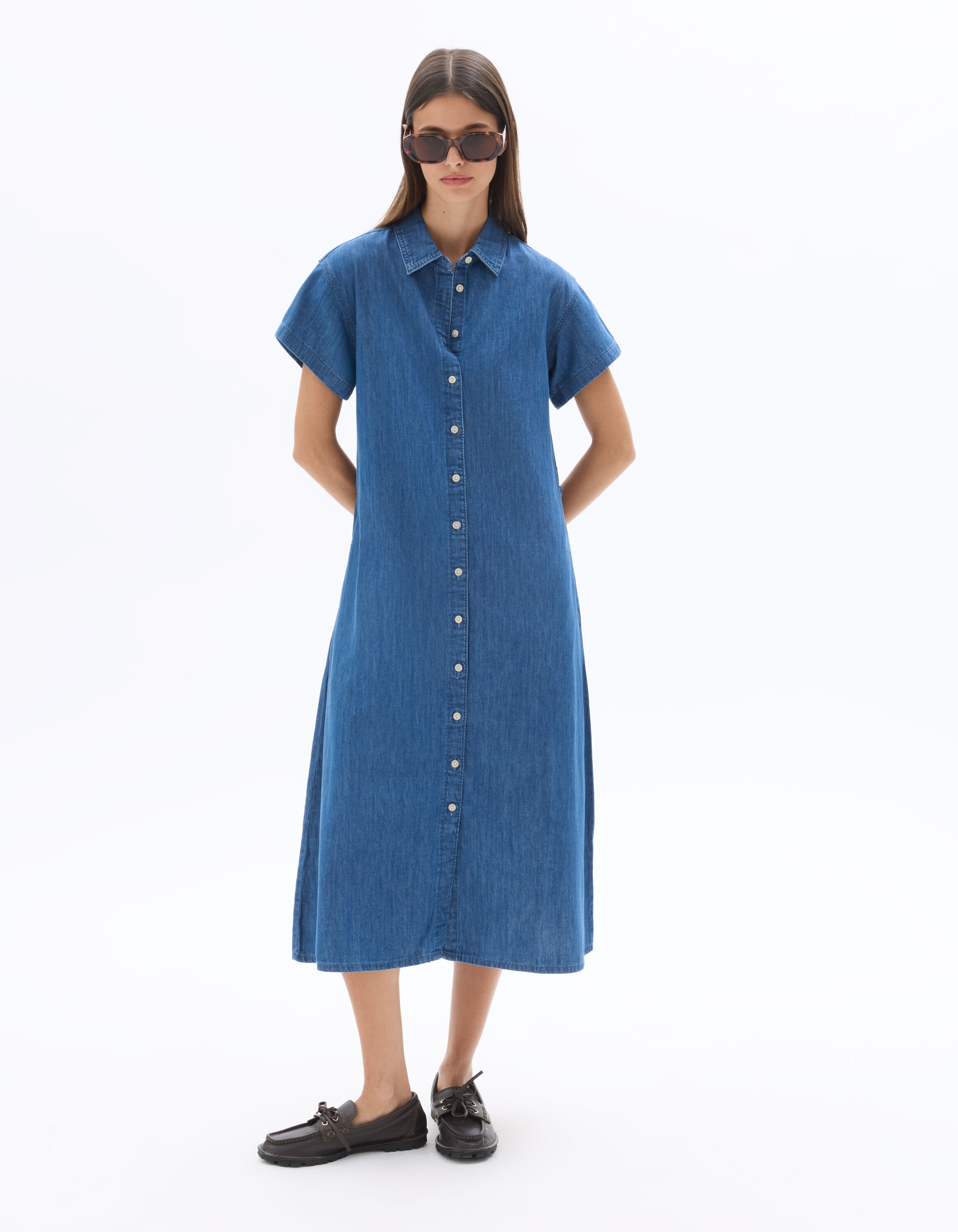 Robe chemise longue en jean - bleu