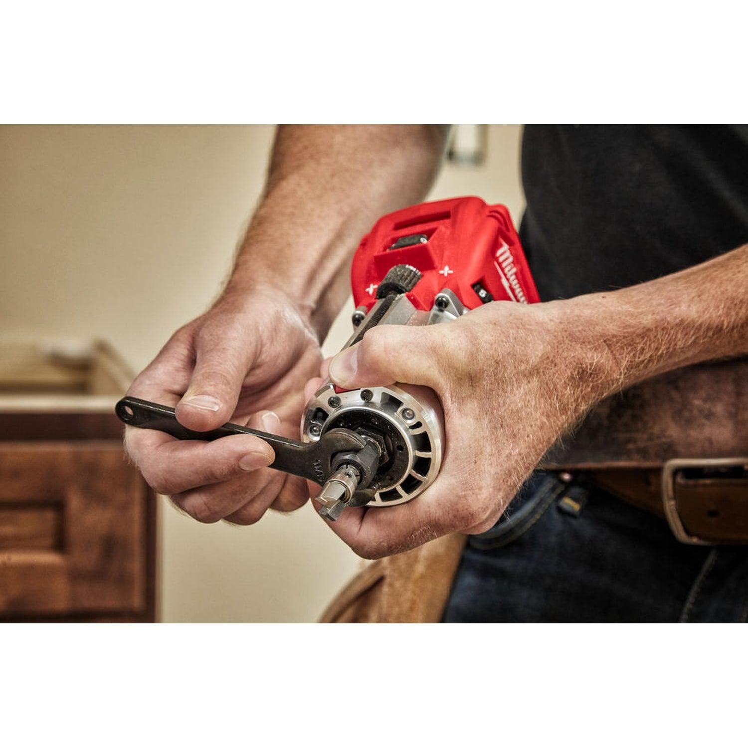 Milwaukee M18 FTR8-0X Accu Bovenfrees Basic Body in HD-Box - 4933479073