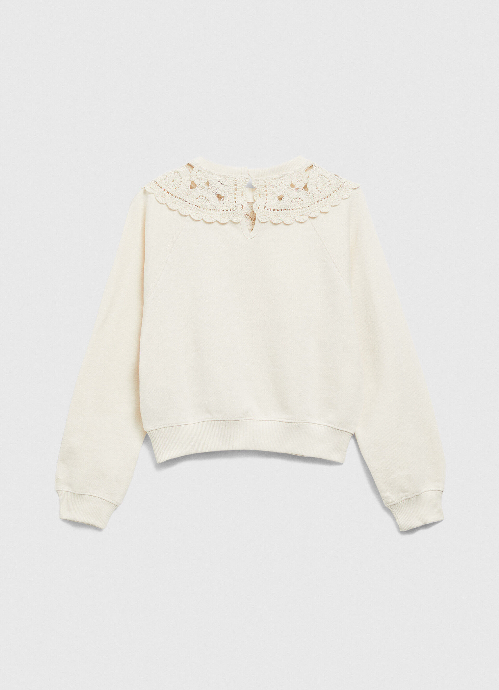 MOLETOM COM DETALHES EM CROCHÊ - branco mousse