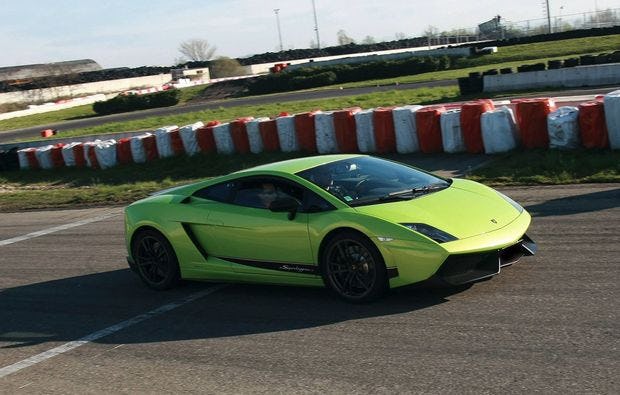 Lamborghini fahren in Turin - Magie erleben