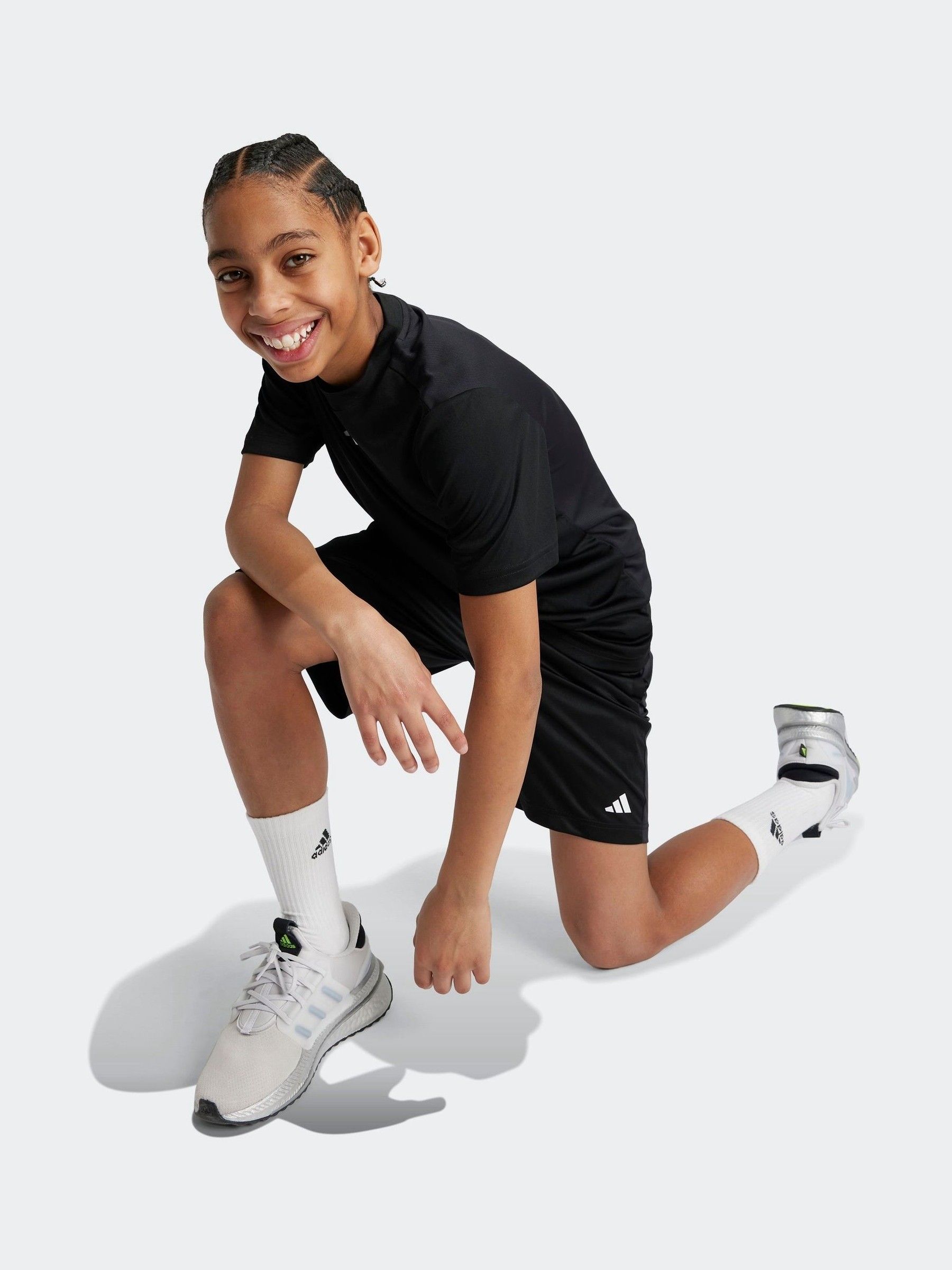 adidas Train Essentials Logo Regular Fit Shorts Kids