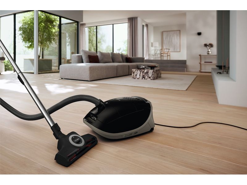 Miele Bodenstaubsauger Guard M1 Cat and Dog Schwarz Bodenstaubsauger mit Beutel