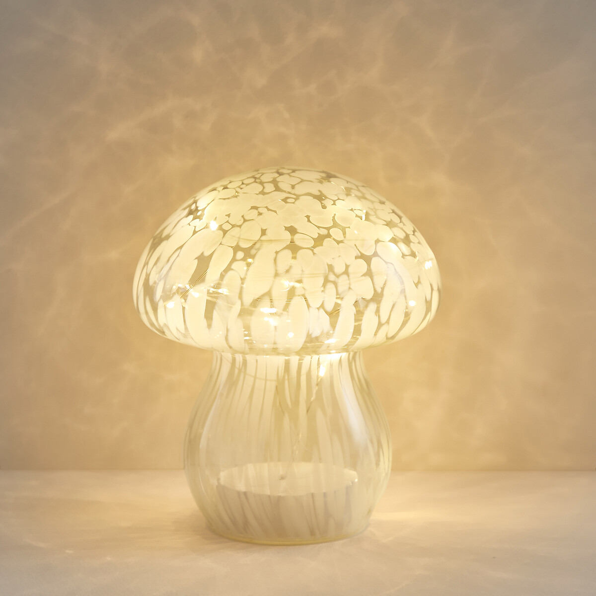 LA REDOUTE INTERIEURS<br>Luminária LED decorativa em vidro em formato de cogumelo Onoki