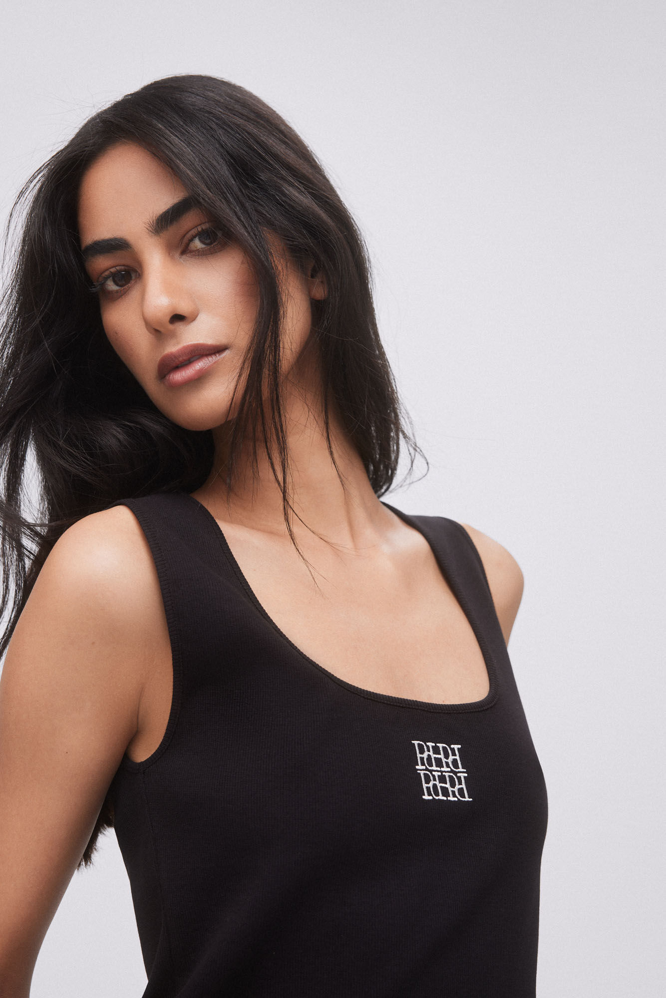 Camiseta básica canelada - Preta
