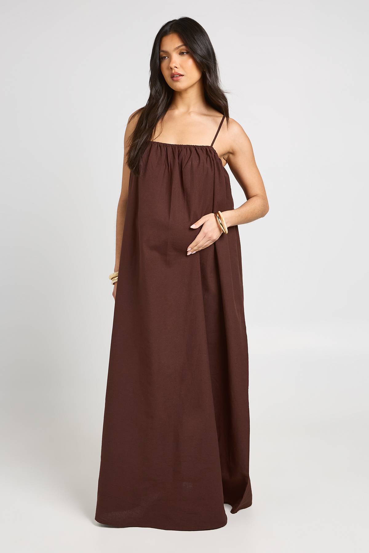 boohoo Robe Maxi De Maternité Volumineuse Avec Poches