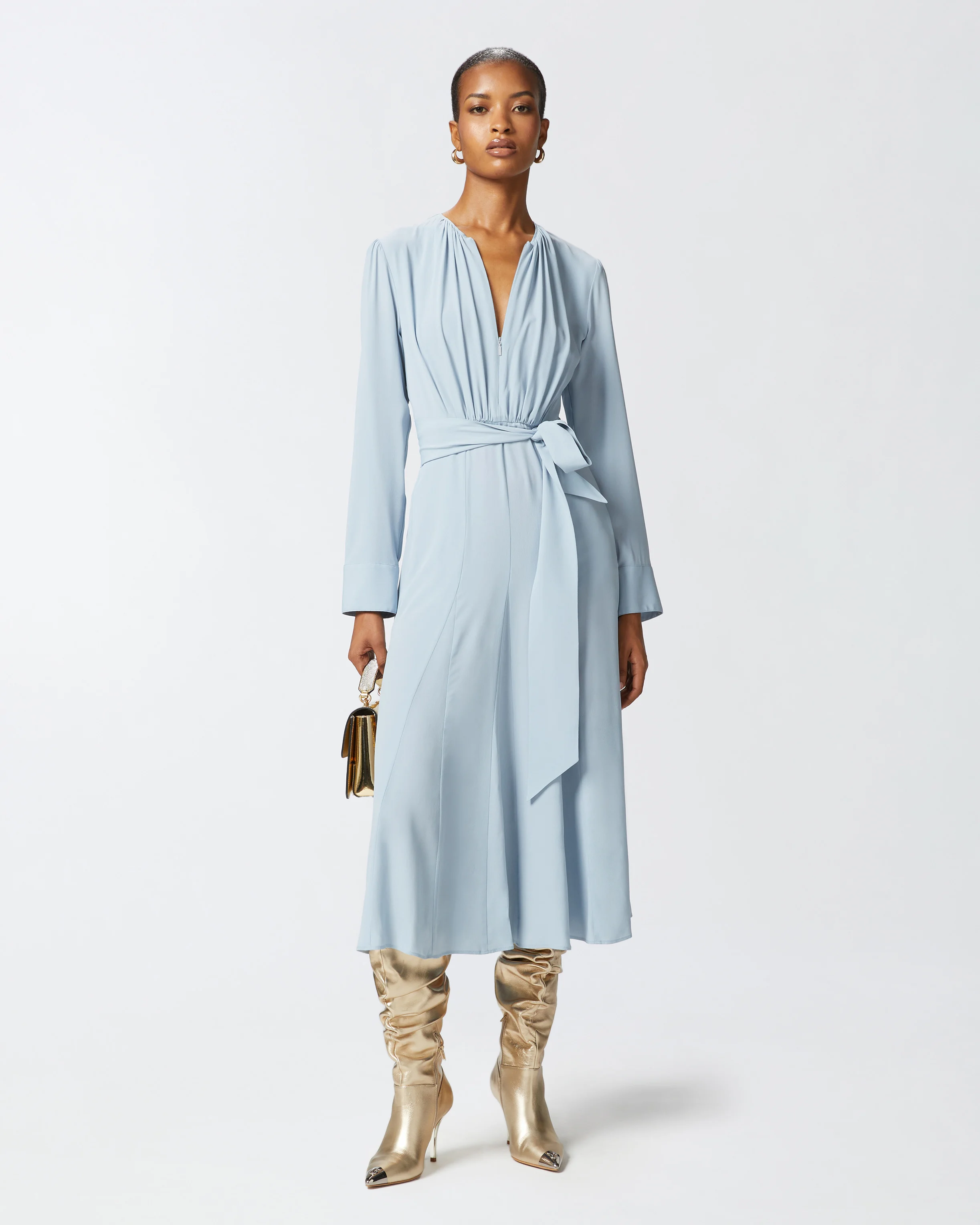 Robe longue ceinturée en soie mélangée à manches longues | Bleu