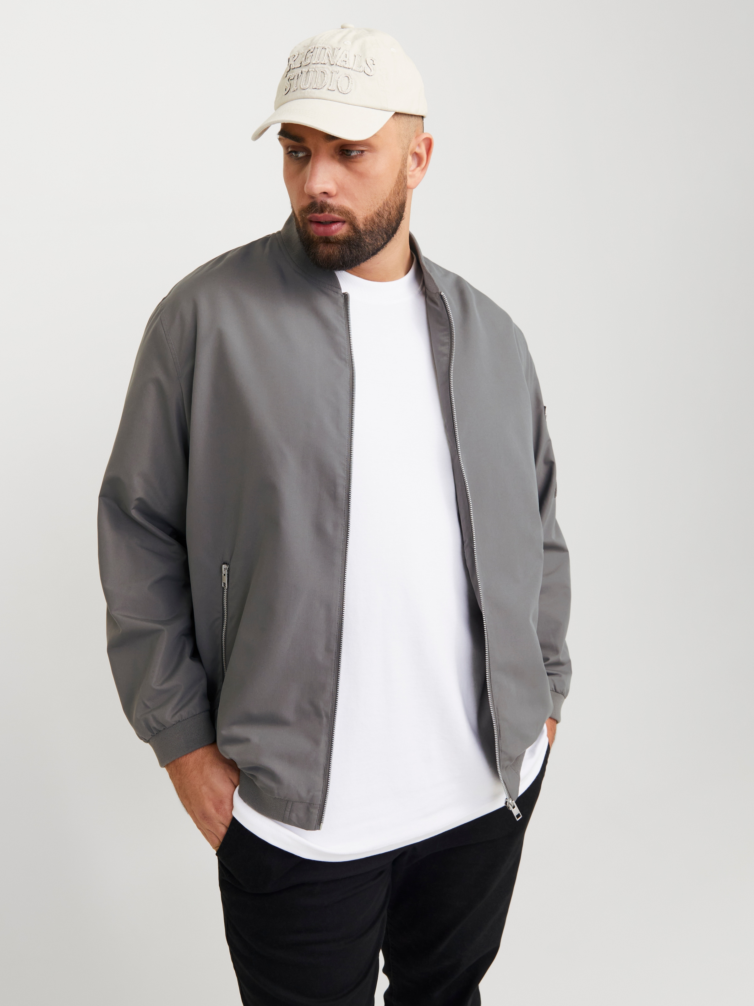 Jack & Jones PlusSize Bomberjacke »JJERUSH BOMBER NOOS PLS« ohne Kapuze mit Reissverschlusstaschen