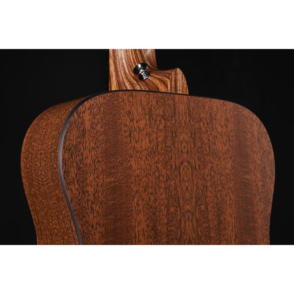 Martin Guitar LX1