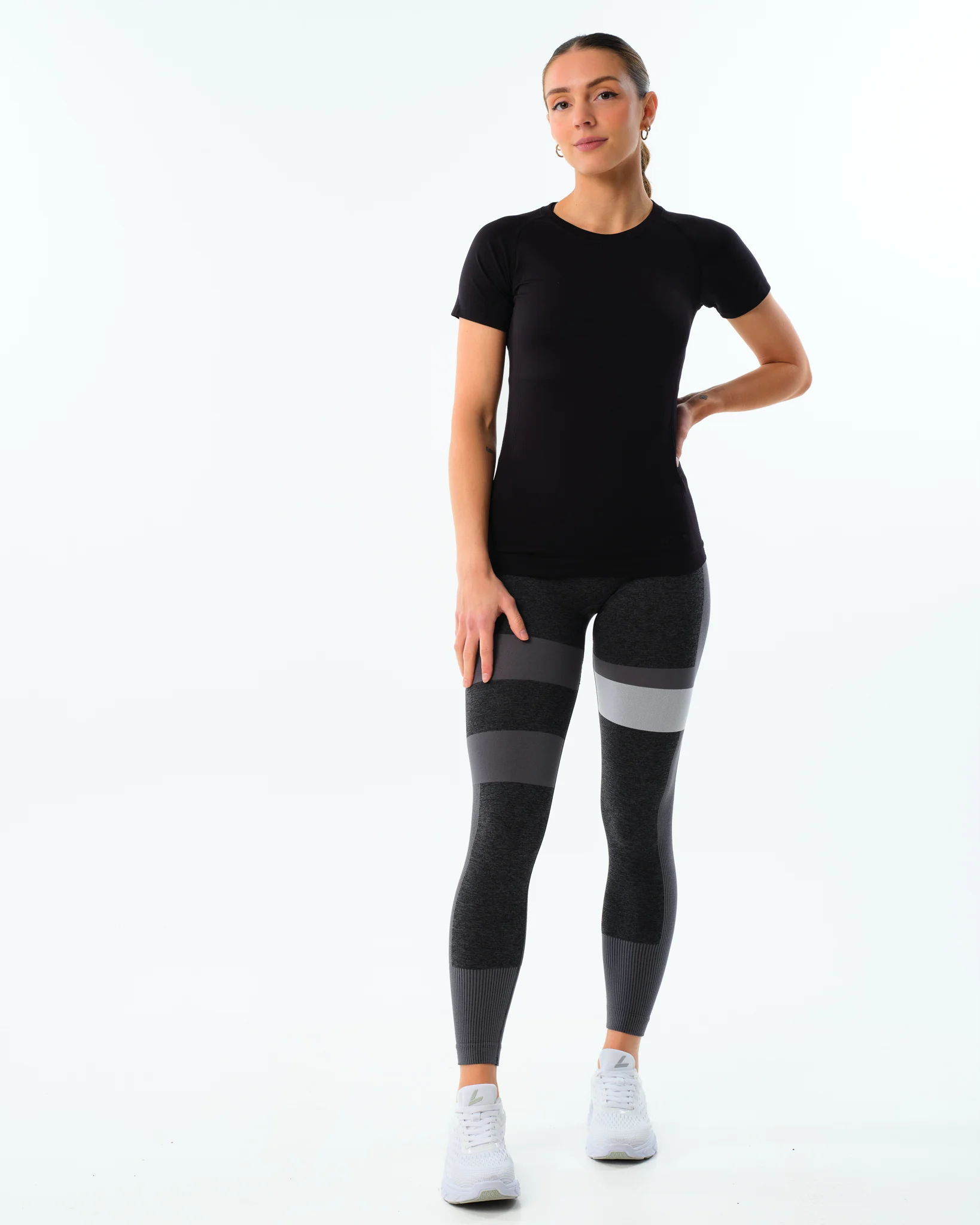 LEVITY Gravity Seamless Tights Black