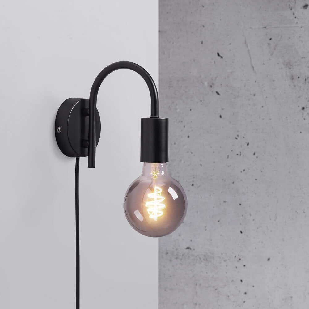 Paco wandlamp in zwart E27