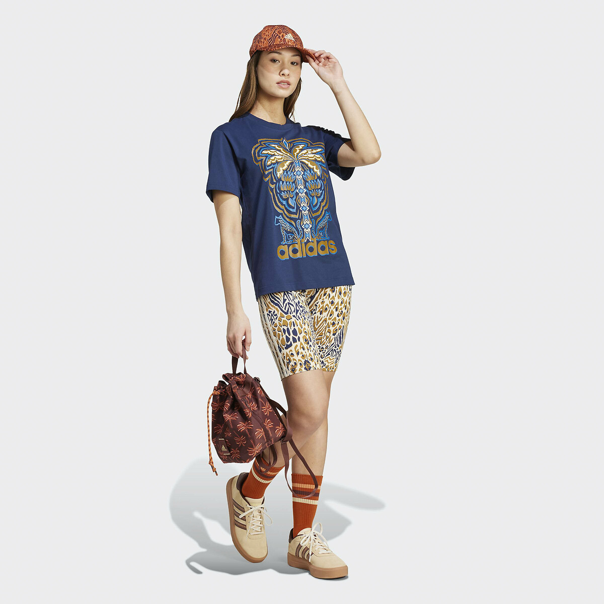 ROUPAS ESPORTIVAS ADIDAS<br>Camiseta com estampa ADIDAS x FARM