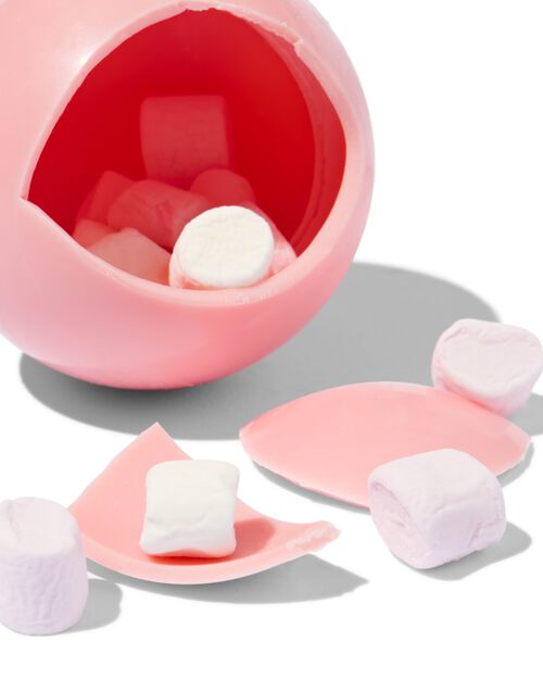 bombe de chocolat chaud - chocolat rose avec marshmallows