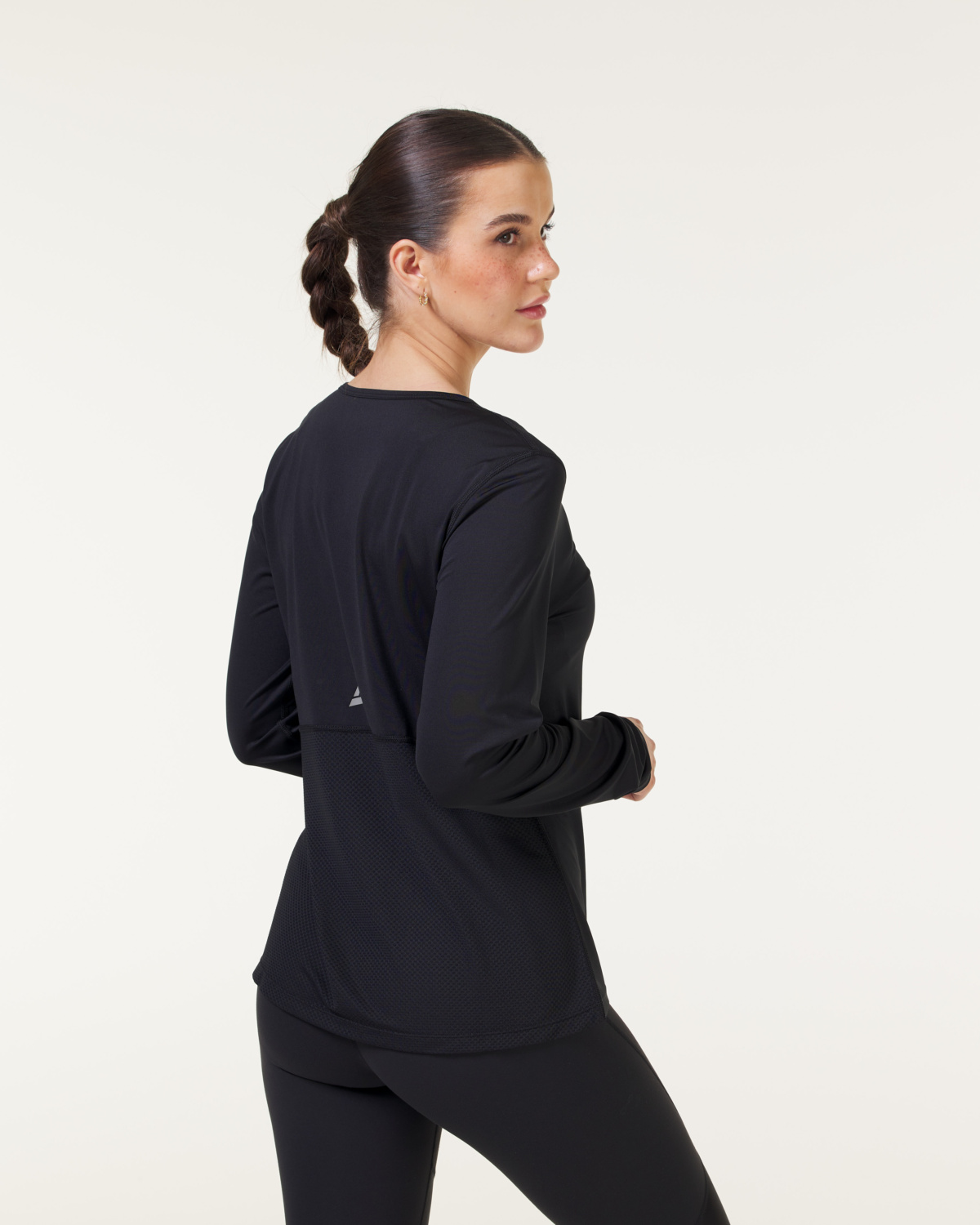 LEVITY Fast Track Mesh Long Sleeve Black