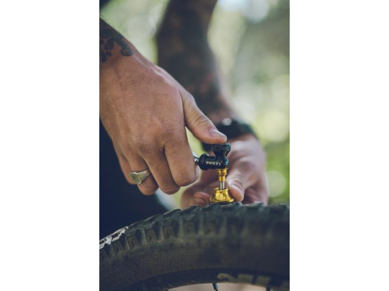 Lezyne Tubeless CO2 Blaster CO2 Pomp