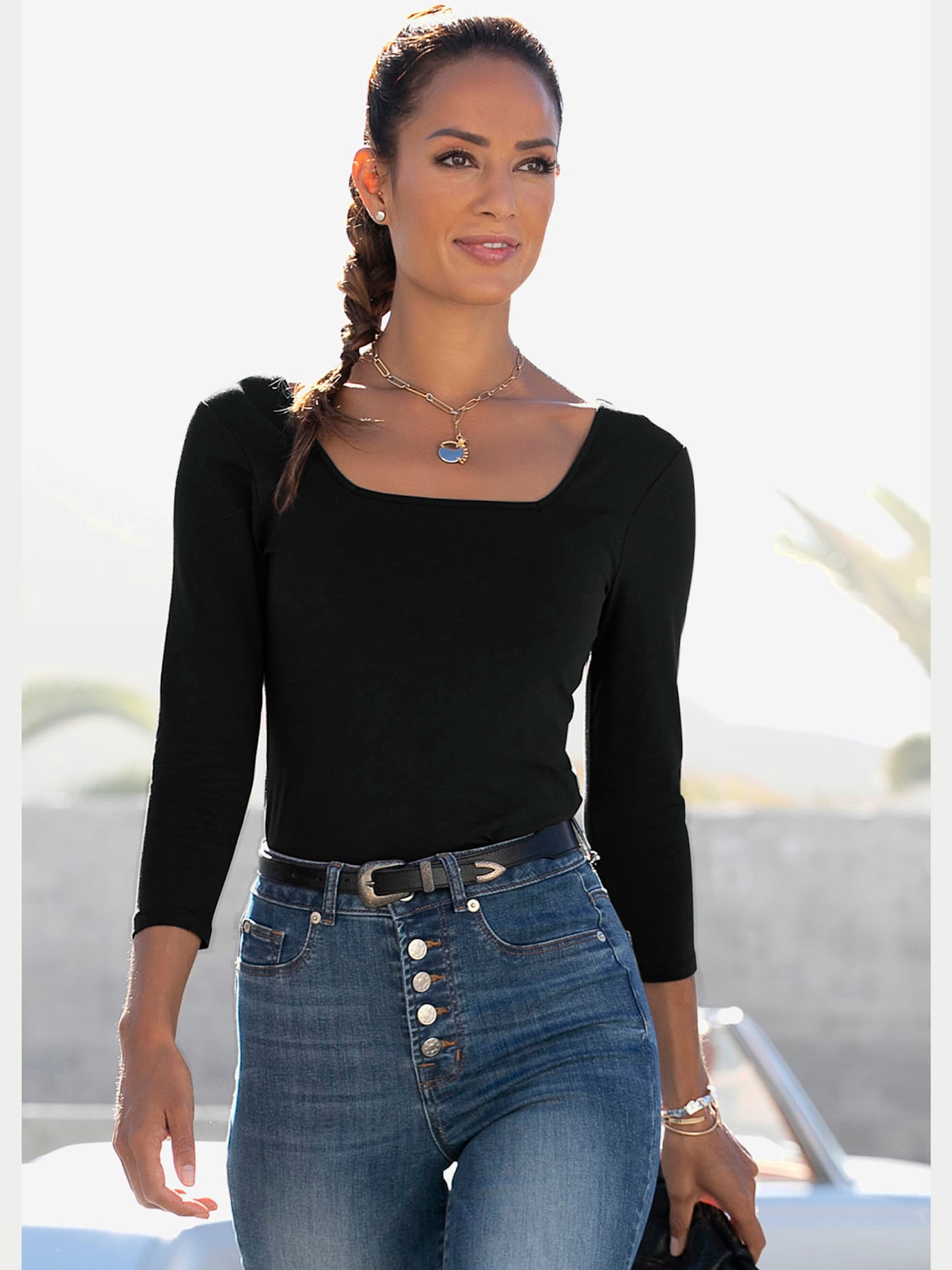 T-shirt manches longues encolure dos arrondie